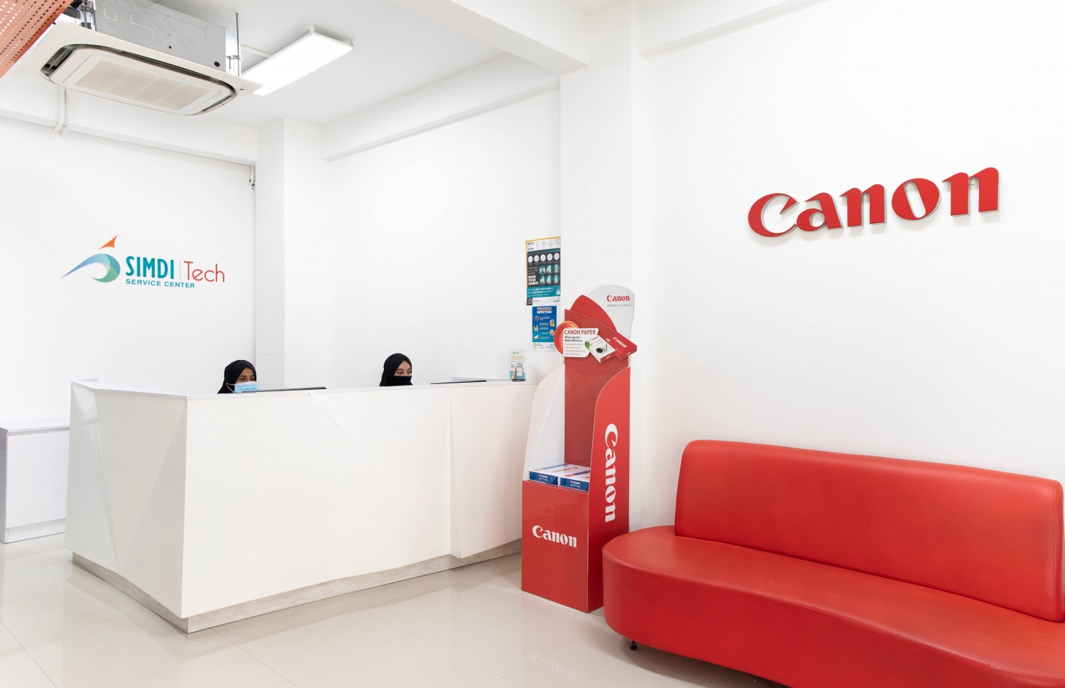 ކެނޯން ބްރޭންޑްގެ އުފެއްދުންތައް ވިއްކާ ސިމްޑީ ފިހާރަ