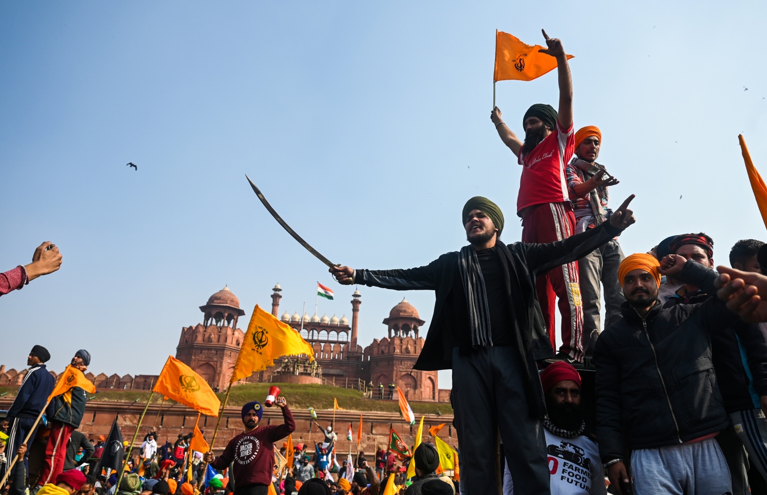 ނިއު ދިއްލީ: ޖެނުއަރީ 26، 2021: ދިއްލީގެ ރެޑް ފޯޓުގައި ދަނޑުވެރިން މުޒާހަރާ ކުރަނީ. --ފޮޓޯ:އޭއެފްޕީ