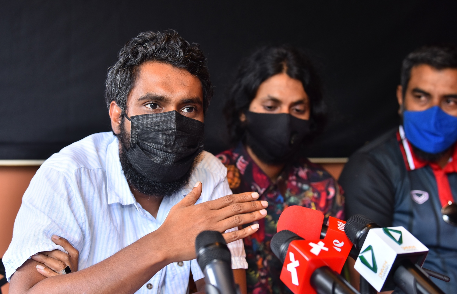 ގްރީން ސްޓްރީޓްސްގެ ރައީސް މުއާވިޔަތު މިއަދު އޮތް ނޫސްވެރިންގެ ބައްދަލުވުމުގެ ތެރެއިން.-- ފޮޓޯ: ނިޝާން އަލީ/ މިހާރު