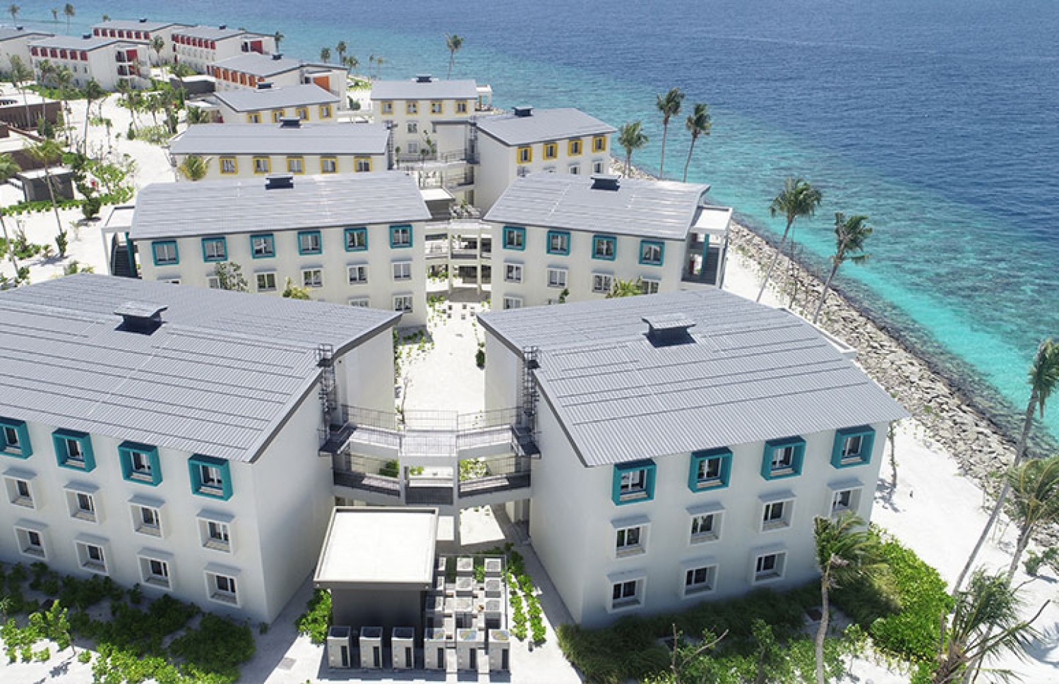 މުވައްޒަފުންނަށް ހާއްސަކޮށް ފަރި އައިލެންޑްސްގައި ހަދާފައިވާ ރަށް-- ފޮޓޯ: ފަރި އައިލެންޑްސް