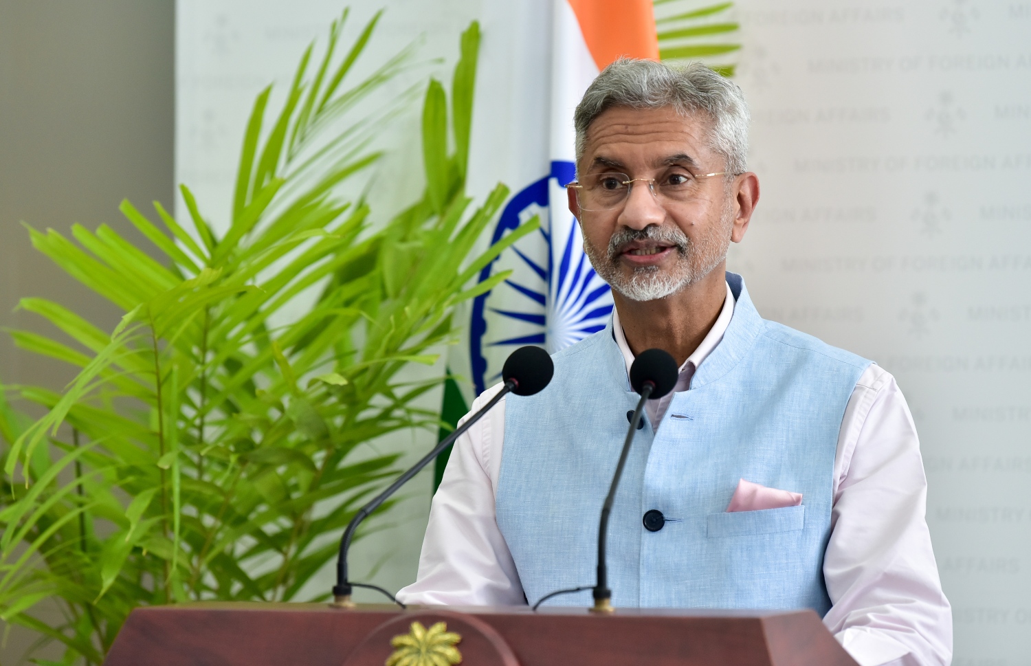 ފެބްރުއަރީ 20، 2021- އިންޑިއާގެ ޚާރިޖީ ވަޒީރު ސުބްރަމަނިއަން ޖައިޝަންކަރު ރަސްމީ ދަތުރެއްގައި މިއަދު ރާއްޖެ ވަޑައިގެން، ފޮރިން މިނިސްޓްރީގައި ބޭއްވި ރަސްމިއްޔާތުގައި ވާހަކަ ދައްކަވަނީ.---ފޮޓޯ: ނިޝާން އަލީ/މިހާރު