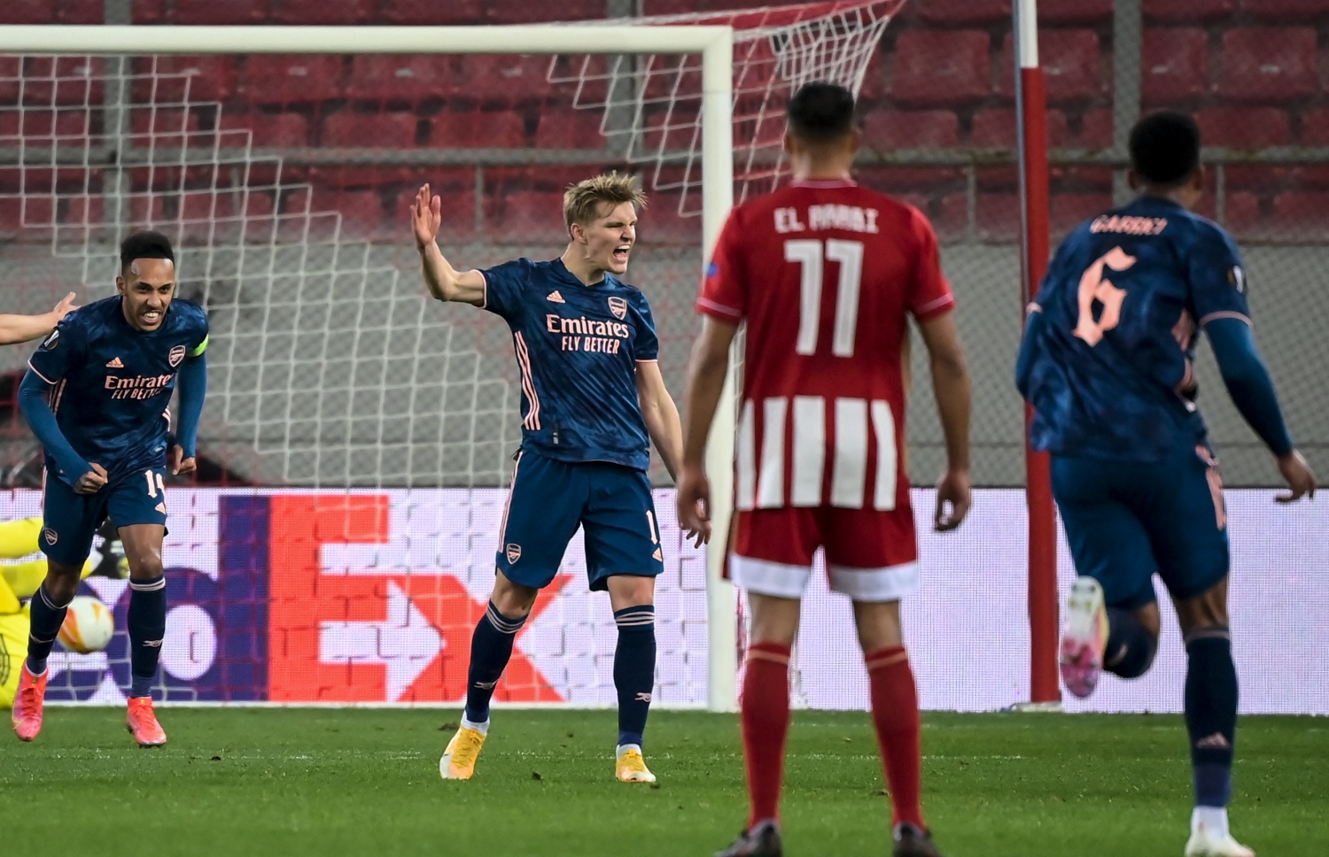 ލަނޑު ޖެހުމަށް ފަހު އާސެނަލްގެ އޮޑެގާޑް (މ) އުފާފާޅުކުރަނީ.-- ފޮޓޯ: އޭއެފްޕީ