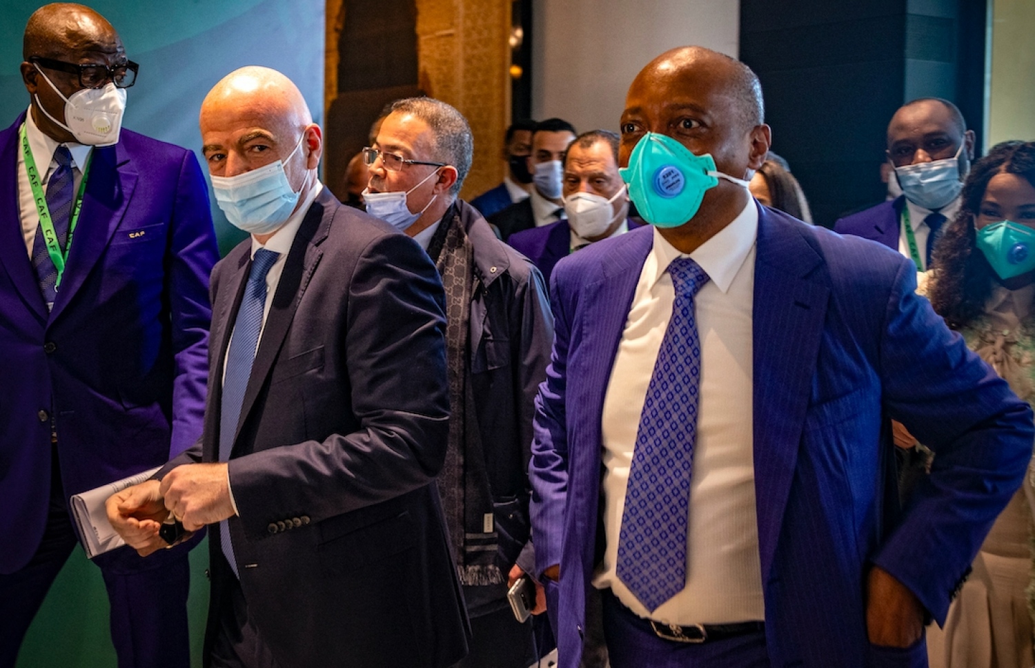 މޮޓްސެޕޭ (ކ) އާއި ފީފާގެ ރައީސް އިންފަންޓީނޯ (ވ).-- ފޮޓޯ: އޭއެފްޕީ