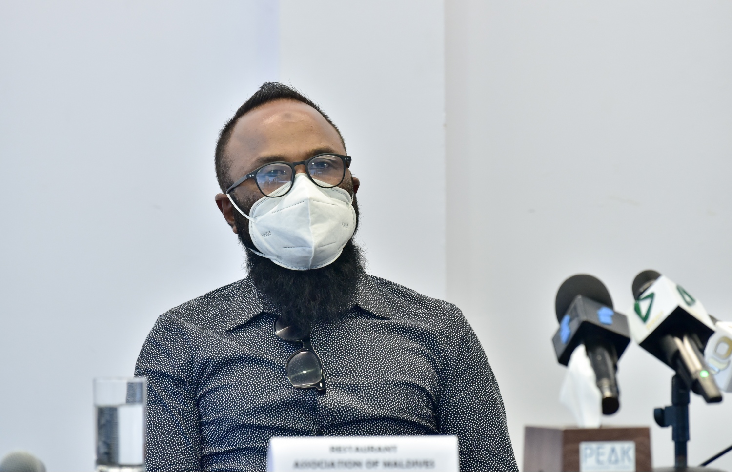 ރެމްގެ ރައީސް މީޑިއާތަކަށް މައުލޫމާތު ދެއްވަނީ-- ފޮޓޯ: ނިޝާން އަލީ/މިހާރު