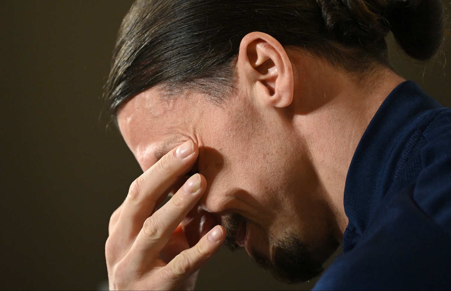 ނޫސްވެރިންގެ ބައްދަލުވުމުގެ ތެރެއިން އިބްރަހިމޮވިޗް.-- ފޮޓޯ: އޭއެފްޕީ