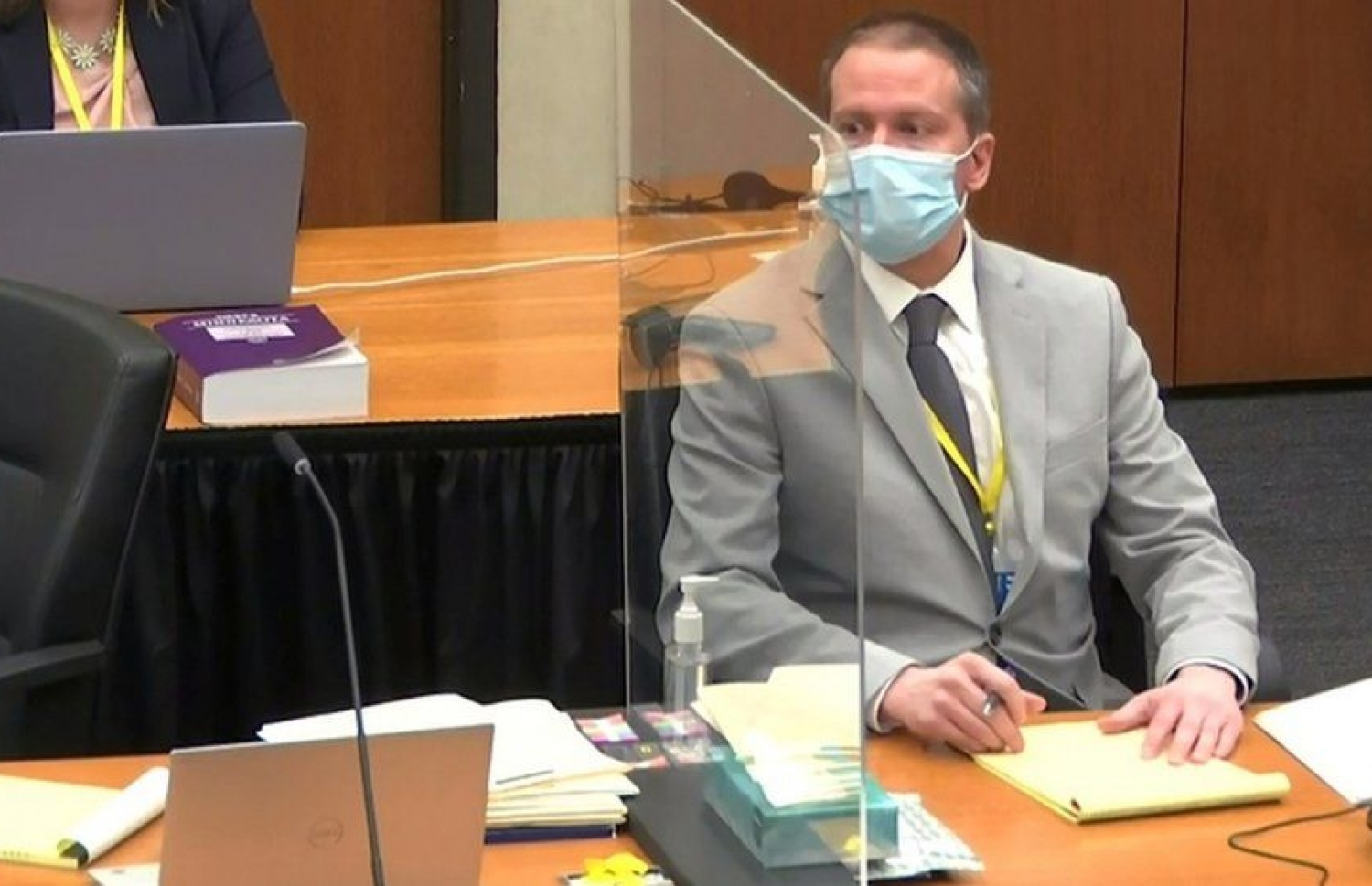 ފްލޮއިޑް މަރާލި ޗައުވިން ޝަރީއަތުގައި. --ފޮޓޯ:ރޮއިޓާސް