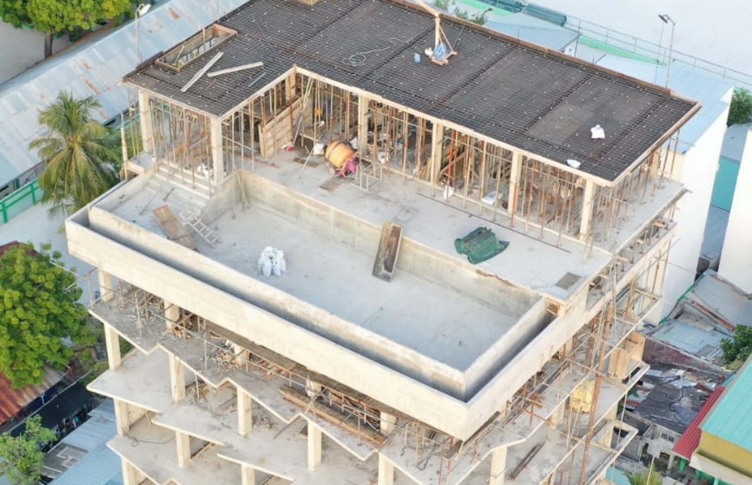 އައިކޮމް ގްރޭންޑުގެ އެންމެ މަތި: ޕޫލަކާއި ރެސްޓޯރެންޓެއް ހުންނާނެ--