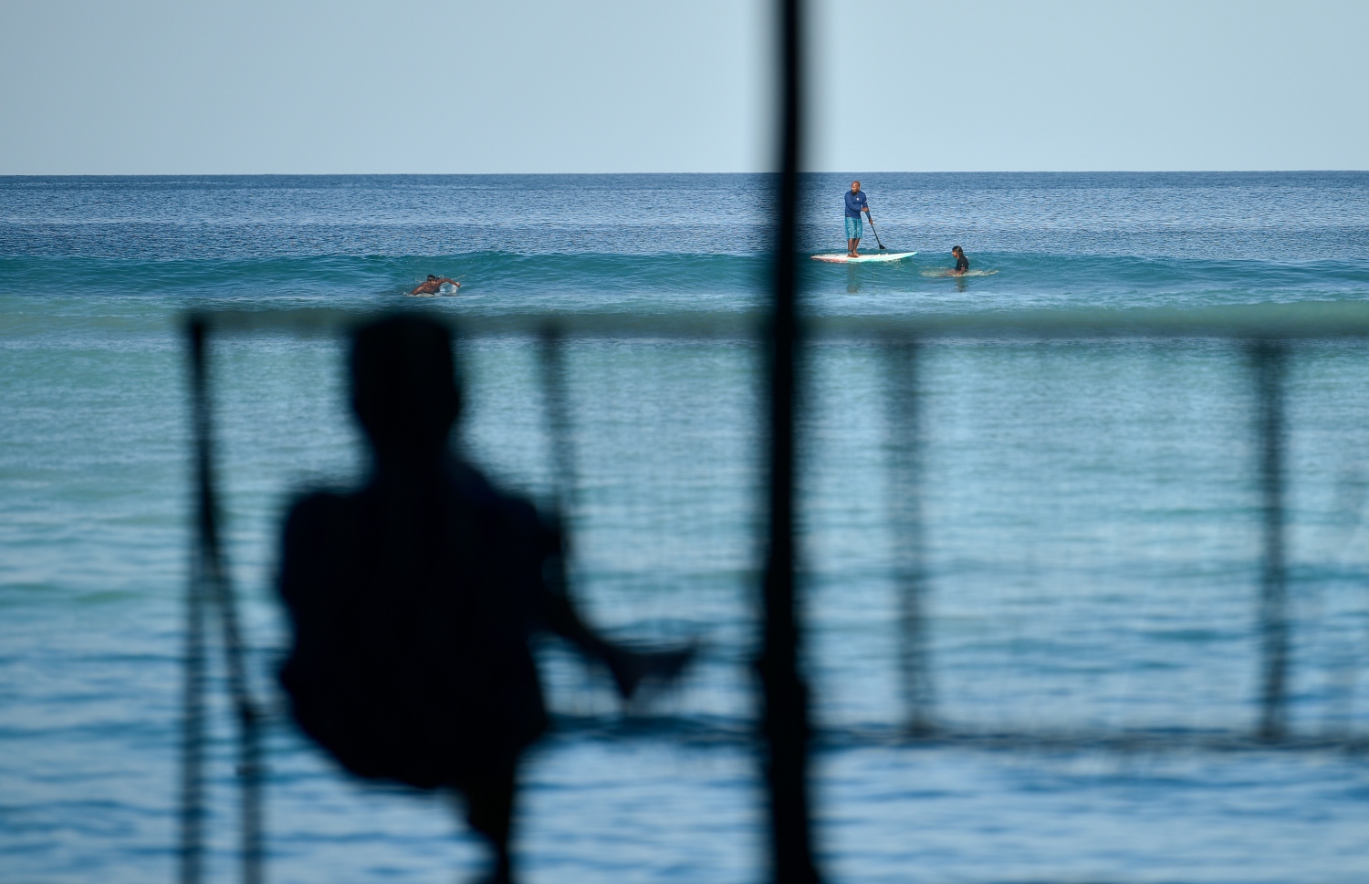 މޫދަށް ބަލަަހައްޓައިގެން މީހަކު މަޑުކޮށްލައިގެން: ދަރިންގެ ފަރާތުން ކުރިމަތިވާ ކަންކަމުން ޝަރީފާ ހިތްފަޅައިގެންދާ ވަރުވޭ.