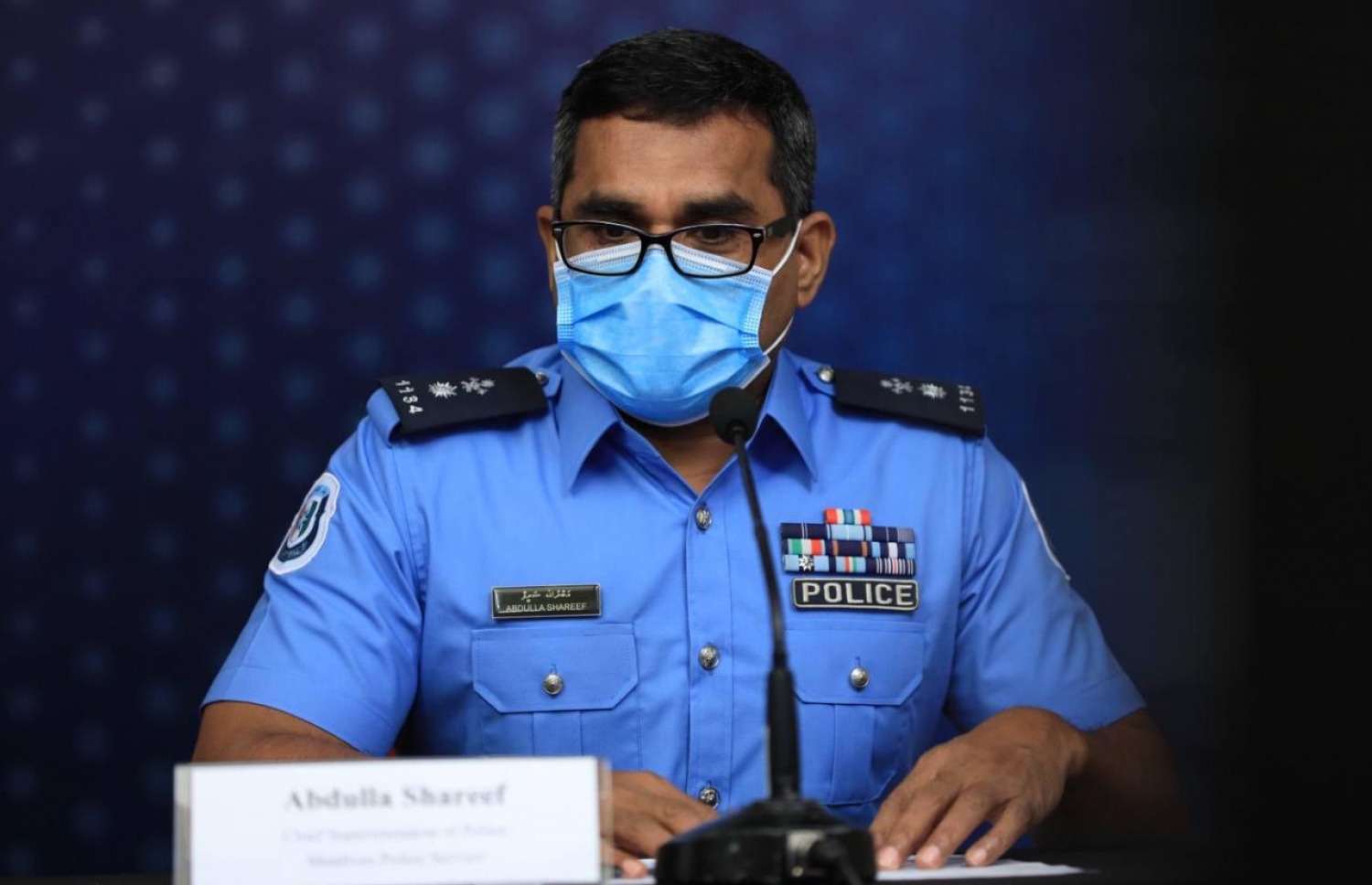 މިއަދުގެ ބްރީފިންގައި ސުޕްރިންޓެންޑެންޓް އޮފް ޕޮލިސް ޝަރީފް ނޫސްވެރިންގެ ސުވާލުތަކަށް ޖަވާބު ދެއްވަނީ.