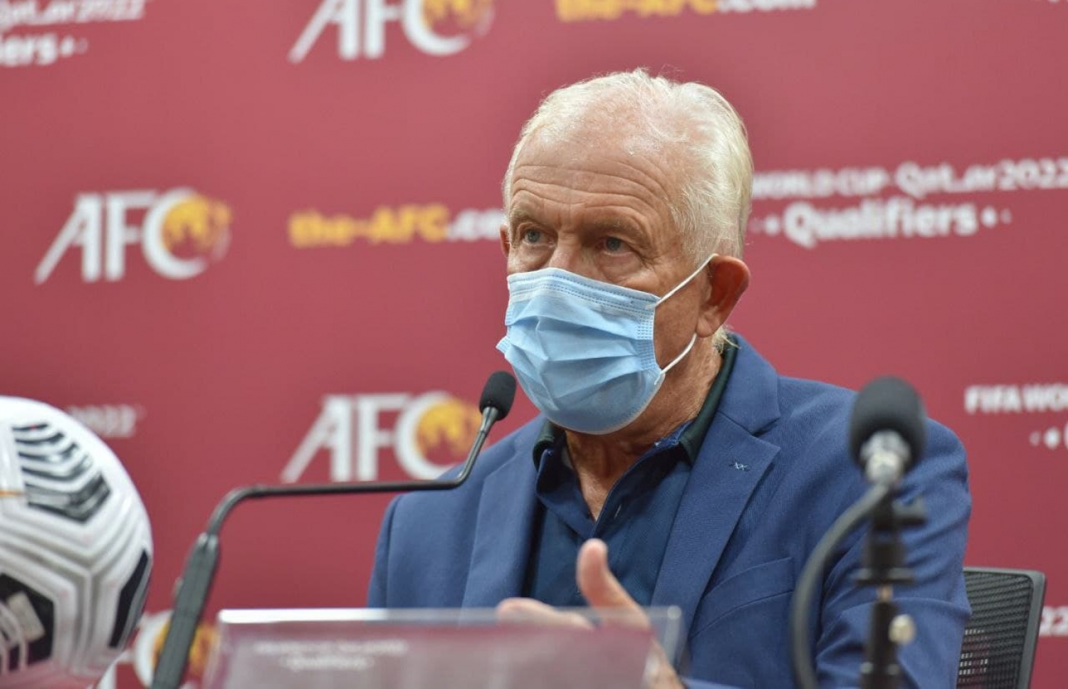 ކޫޕްމަން ޕްރެސްއެއްގައި ވާހަކަ ދައްކަނީ --- ފައިލް ފޮޓޯ: އެފްއޭއެމް