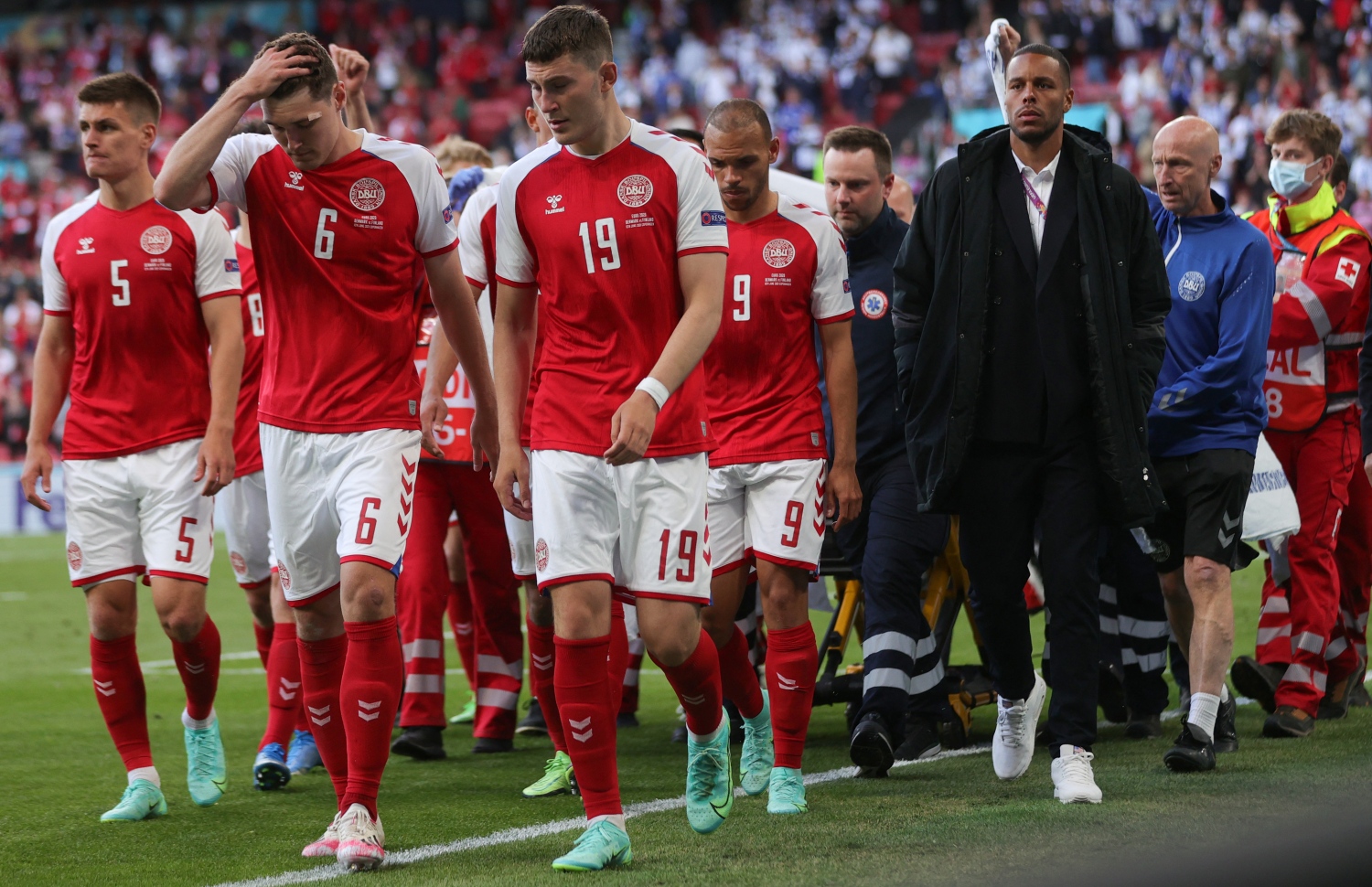 ޑެންމާކްގެ ކުޅުންތެރިން ދަނޑުން ފައިބަނީ. -- ފޮޓޯ އޭއެފްޕީ