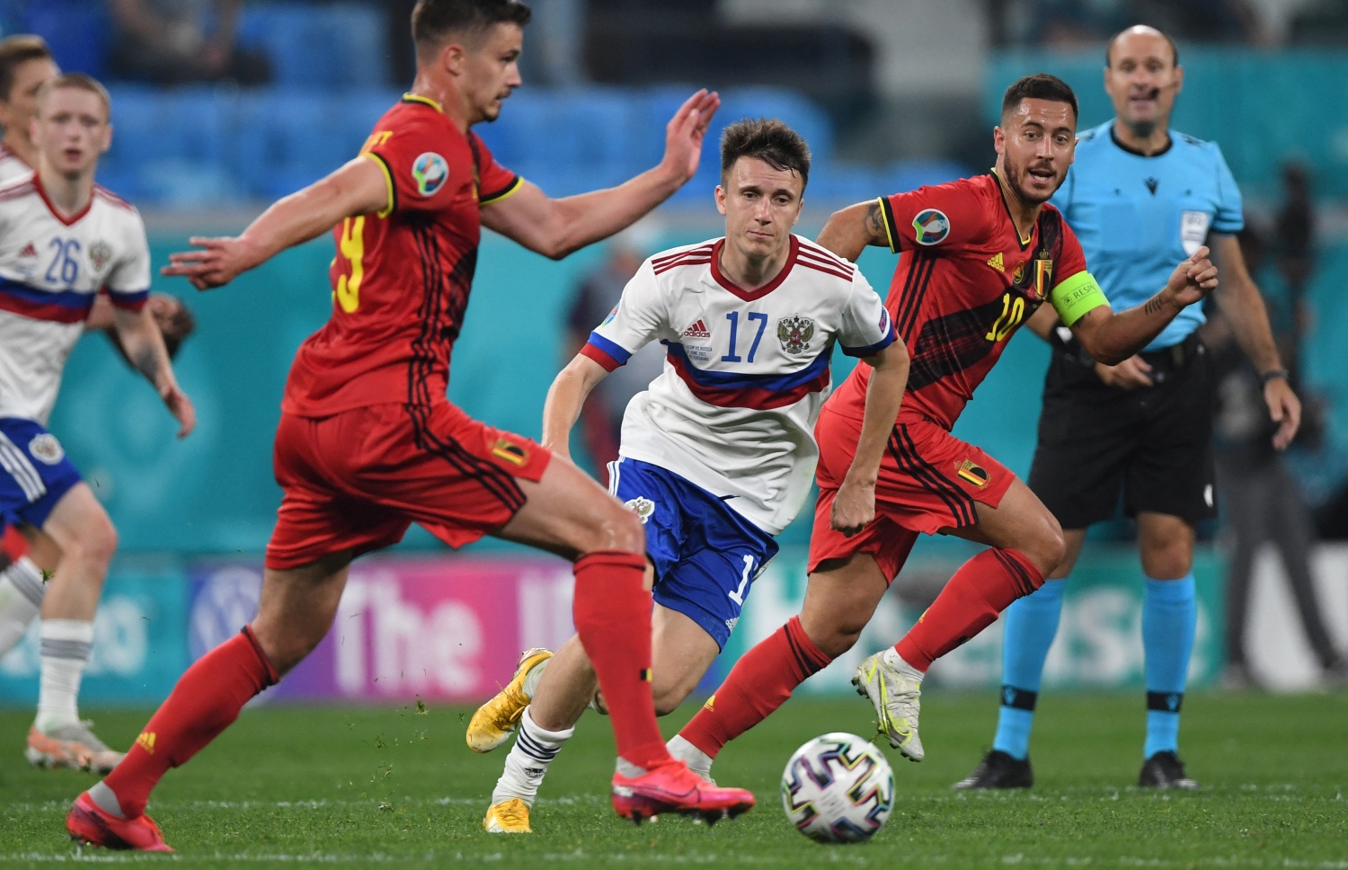 މޮސްކޯ: ޖޫން 13، 2021: ޔޫރޯ 2020 ގެ ބެލްޖިއަމް އަދި ރަޝިއާ ބައްދަލުކުރި މެޗުގެ ތެރެއިން: މި މެޗުގައި ބެލްޖިއަމް ވަނީ 0-3 އިން ރަޝިޔާ މައްޗަށް ކުރިހޯދާފައި.-- ފޮޓޯ: އޭއެފްޕީ