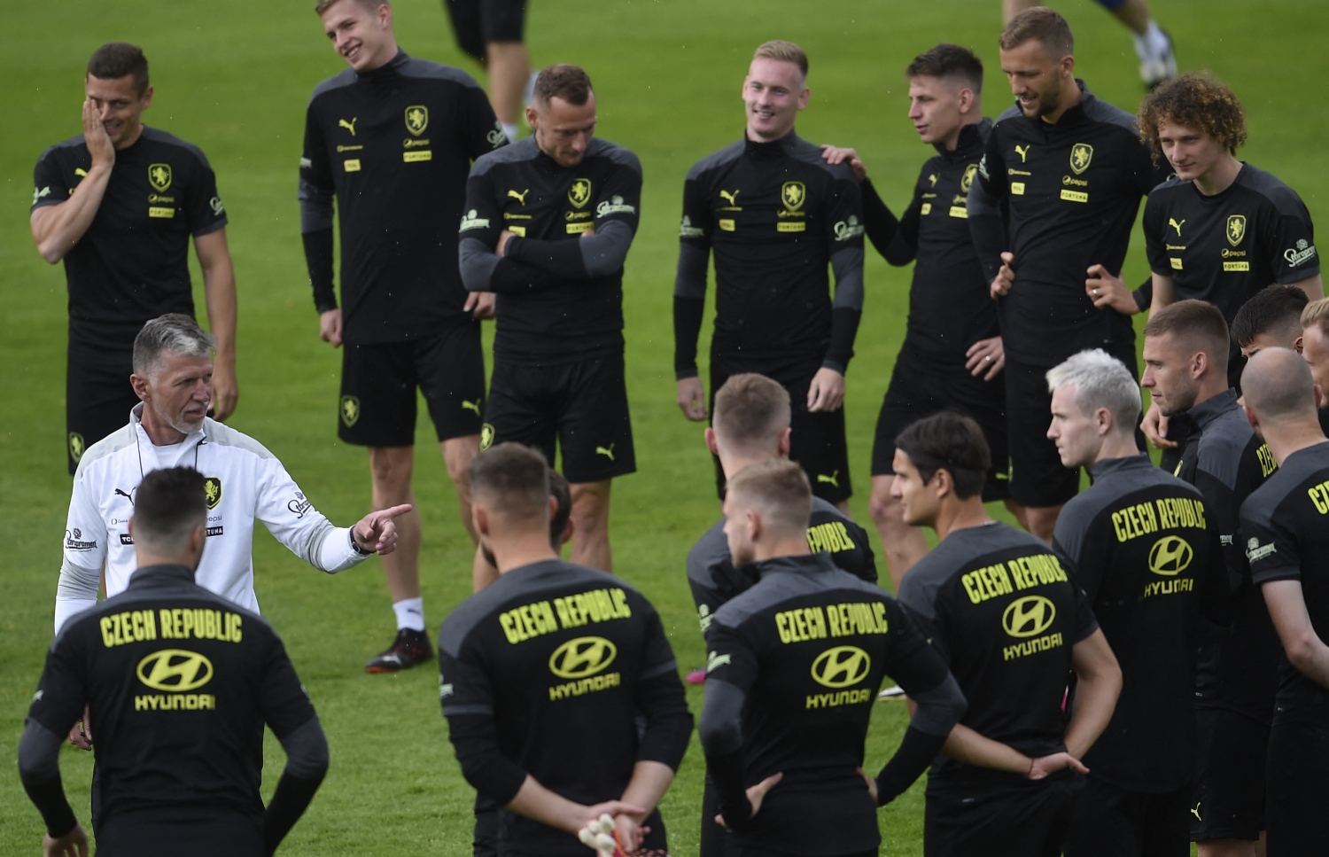 ސިލްހަވީ ޗެކް ޓީމުގެ ޓްރެއިނިންގައި --- ފޮޓޯ: އޭއެފްޕީ