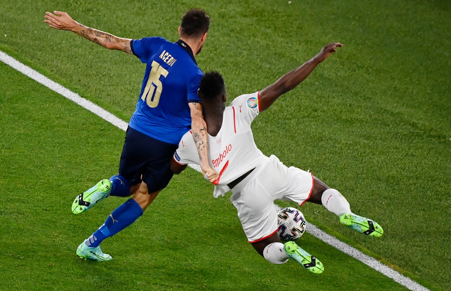 ރޯމް، އޮލިމްޕިކް ސްޓޭޑިއަމް: ޖޫން 17، 2021: ޔޫރޯ 2020ގެ ގުރޫޕް އޭގެ ސްވިޒަލޭންޑް އާއި އިޓަލީ ބައްދަލުކުރި މެޗުގެ ތެރެއިން: ސްވިޒަލޭންޑްގެ މައްޗަށް 3-0 ގެ ނަތީޖާއަކުން މޮޅުވެ، ޔޫރޯގެ ދެ ވަނަ ބުރުން އިޓަލީ ވަނީ ޖާގަ ހޯދައިފައި.-- ފޮޓޯ: އޭއެފްޕީ