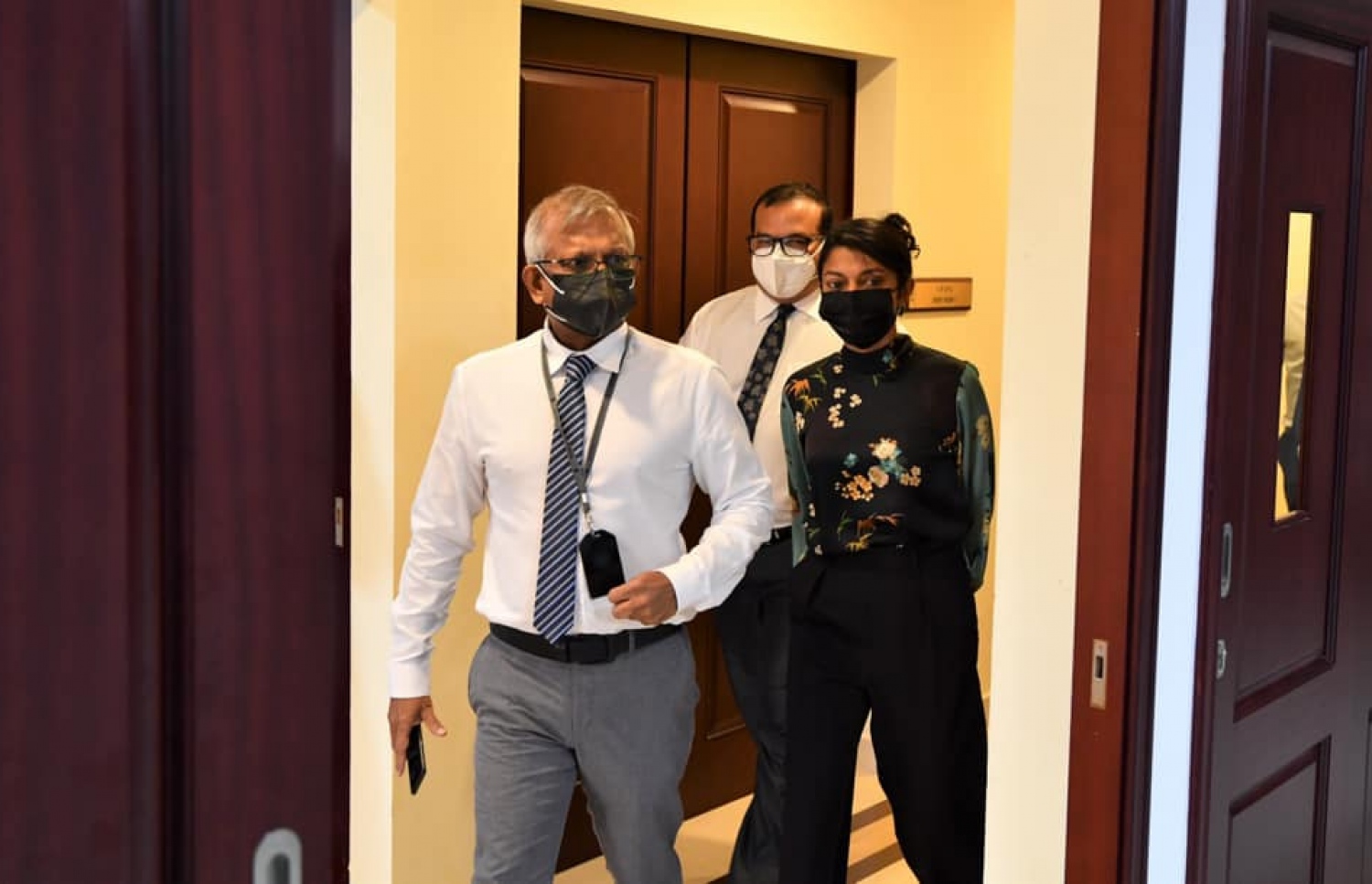 ގަވަރުނަރު ހާޝިމް ކޮމިޓީއަށް ހާޒިރުވަނީ