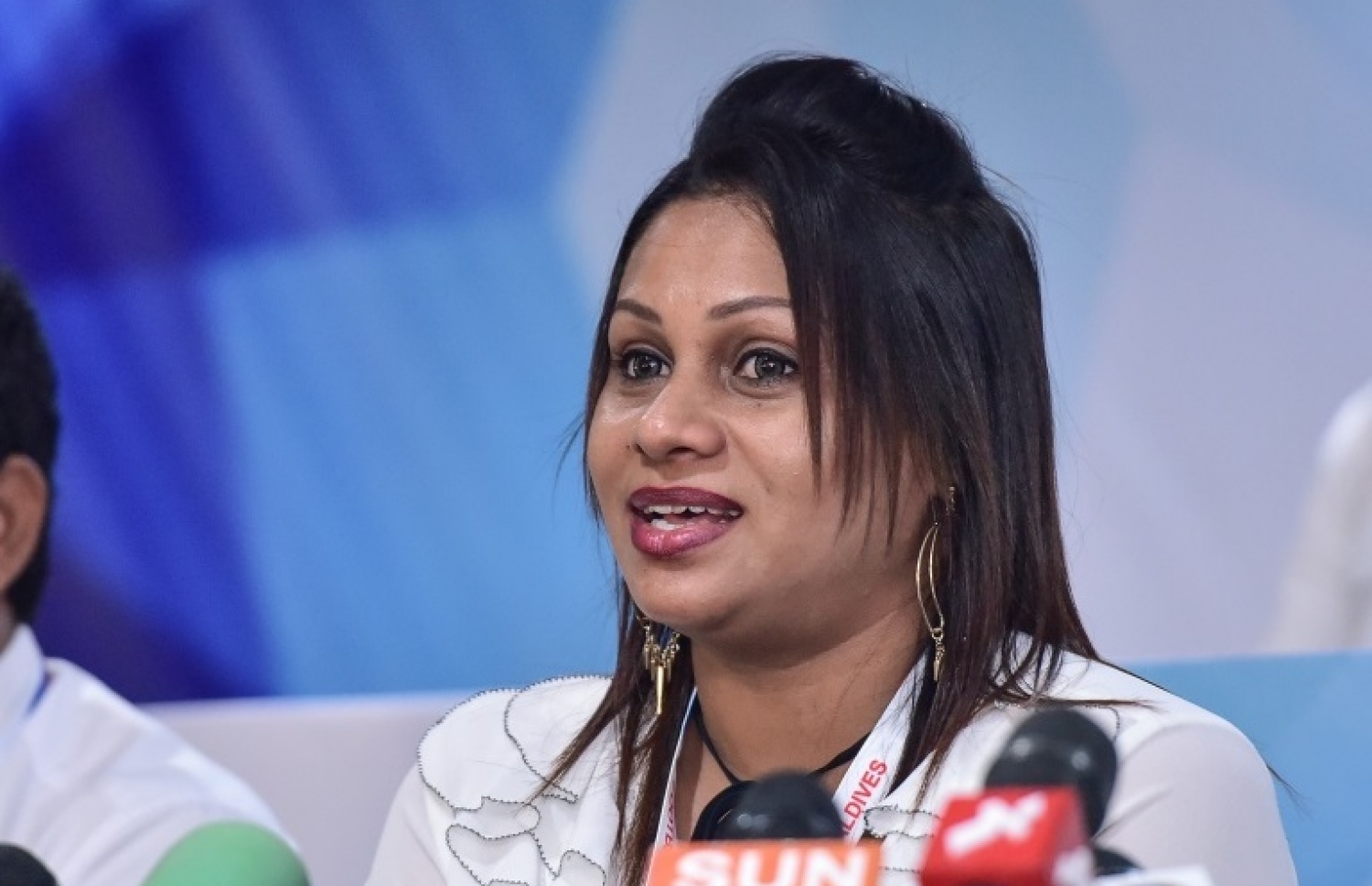 ނާޒިމާ: ކިންގްސްގެ ފްރެންޗައިޒް މާކެޓިން އަދި ޕަބްލިކް ރިލޭޝަންގެ މަގާމަށް ވަނީ ހަމަޖައްސައިފަ --- ފައިިލް ފޮޓޯ: ނިޝާން އަލީ | މިހާރު