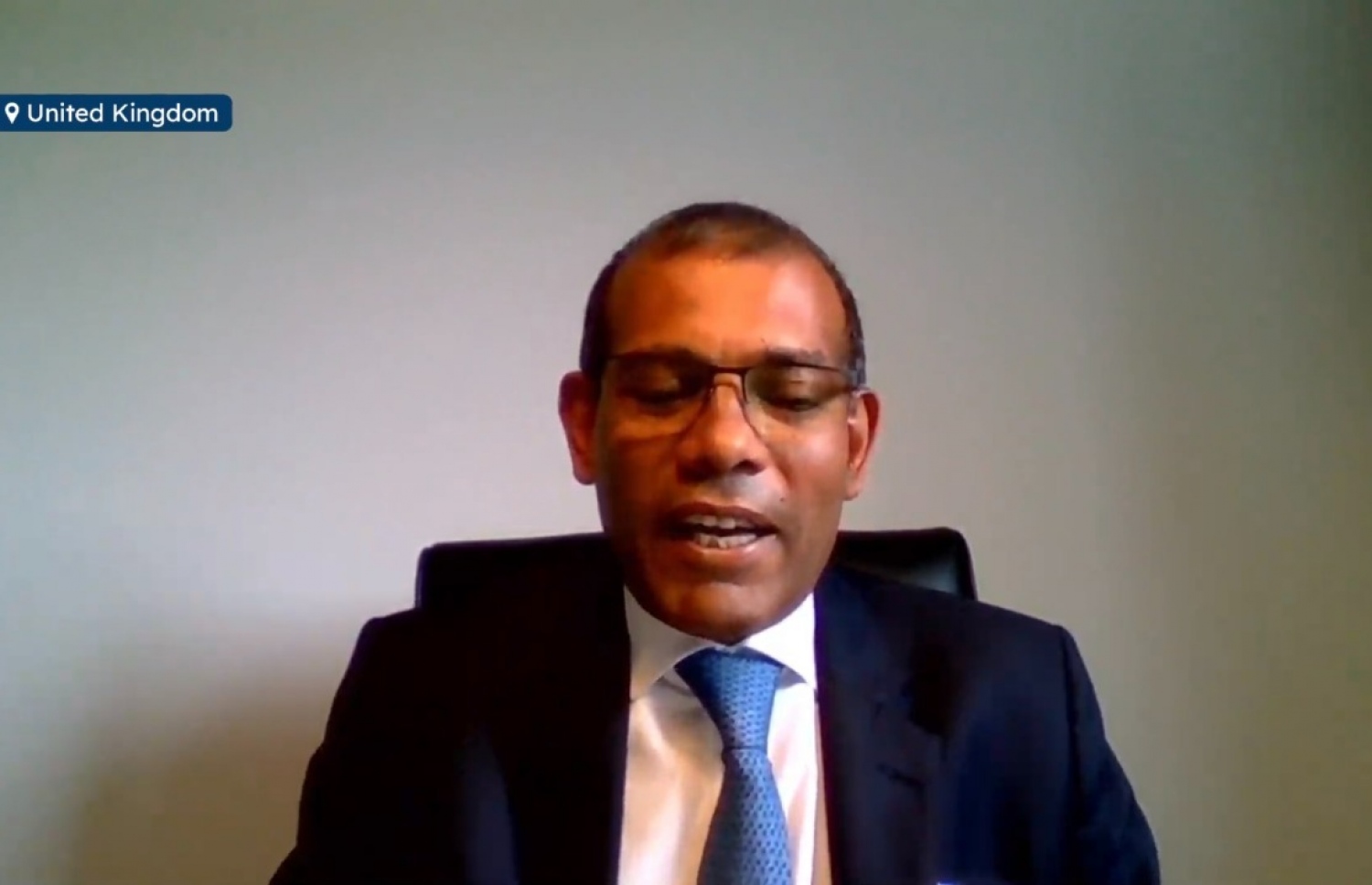 މިރޭގެ "އާސްކް ސްޕީކާ" ޕްރޮގްރާމްގައި ނަޝީދު މިރޭ ވާހަކަފުޅު ދައްކަވަނީ.---ފޮޓޯ: މަޖިލިސް