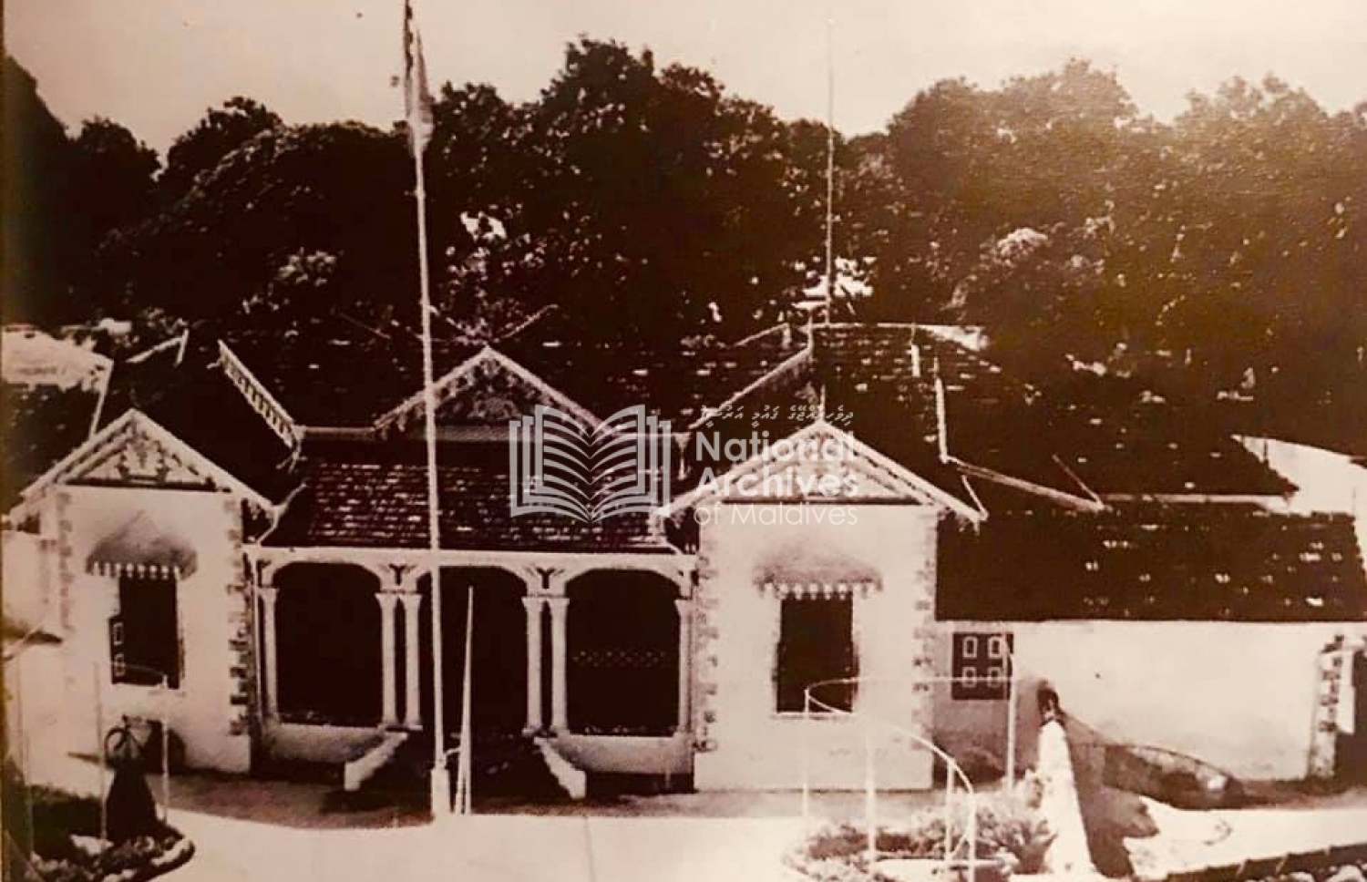 އިހުގެ މުލިއާގެ ނުވަތަ ހެންވޭރު ގަނޑުވަރު: މި ގޭގެ ނަން ގުޅެނީ މ. އަތޮޅު މުއްޔާ.