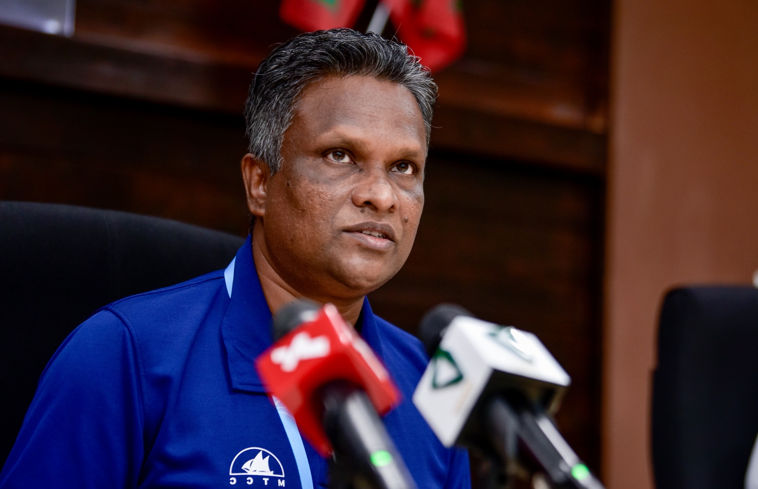 ކުޑަގިރީގައި ޕިކްނިކް އައިލެންޑް ހެދުމަށް އެމްޓީސީސީއާ ހަވާލުކުރުމަށް ޕްލޭނިން މިނިސްޓްރީގައި ބޭއްވި ހަފުލާގައި އެމްޓީސީސީގެ ސީއީއޯ އާދަމް އާޒިމް ވާހަކަދައްކަވަނީ.-- ފޮޓޯ: އަހްމަދު އަވްޝަން އިލްޔާސް / މިހާރު