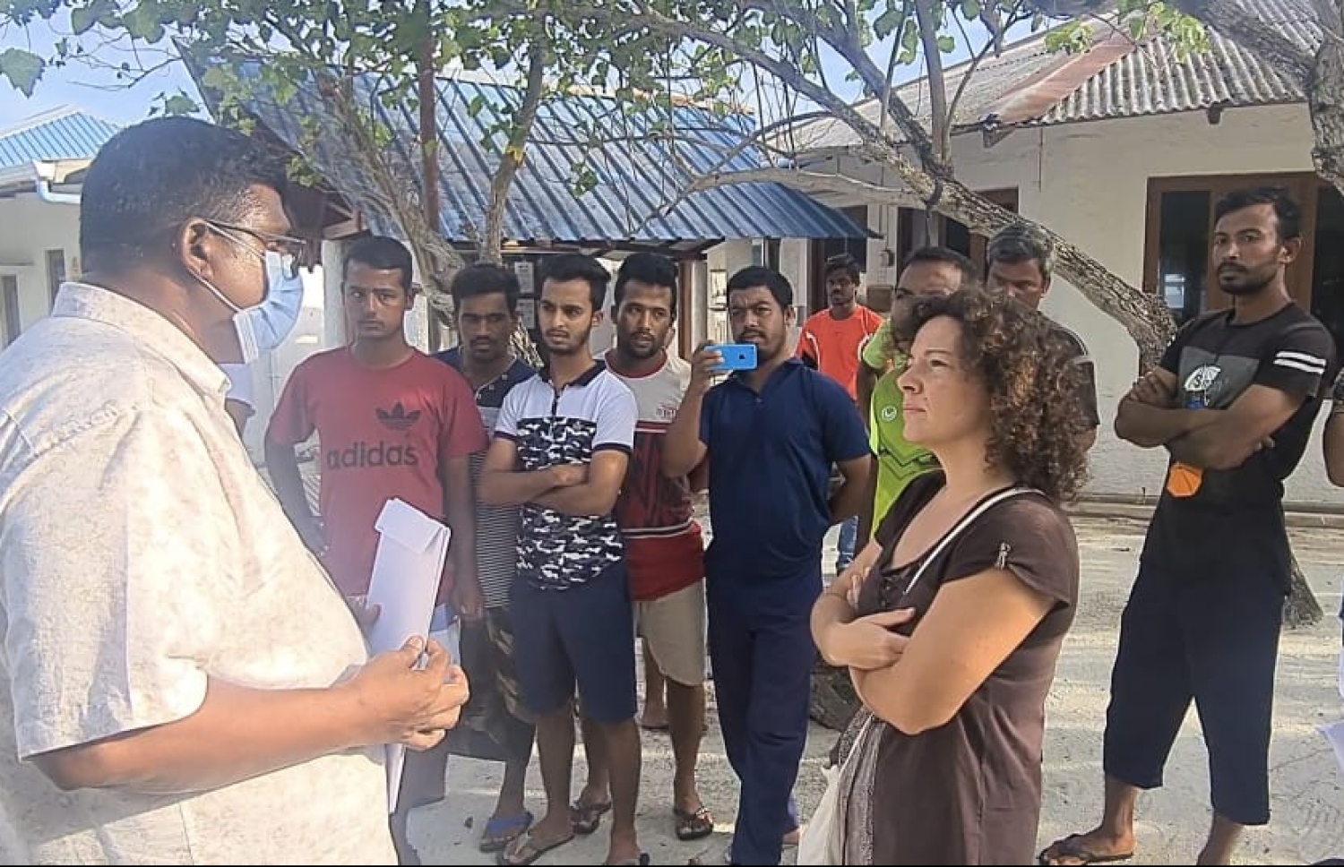 ރިހިވެލި ރިސޯޓުގައި ސޭވް ދަ މޯލްޑިވްސްއާ އެކު މަޝްވަރާކުރަނީ--