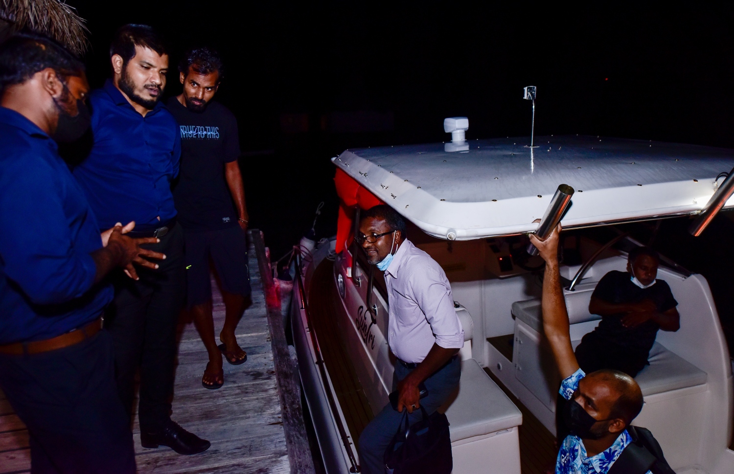 ރިިހިވެލި ރިސޯޓް: ސެޕްޓެމްބަރު 7، 2021: ކެތީގެ ވަކީލު މުހުތާޒު ރިހިވެލި ރިސޯޓައް އަރަނީ -- ފޮޓޯ: އަހުމަދު އަވްޝަން އިލްޔާސް/ މިހާރު