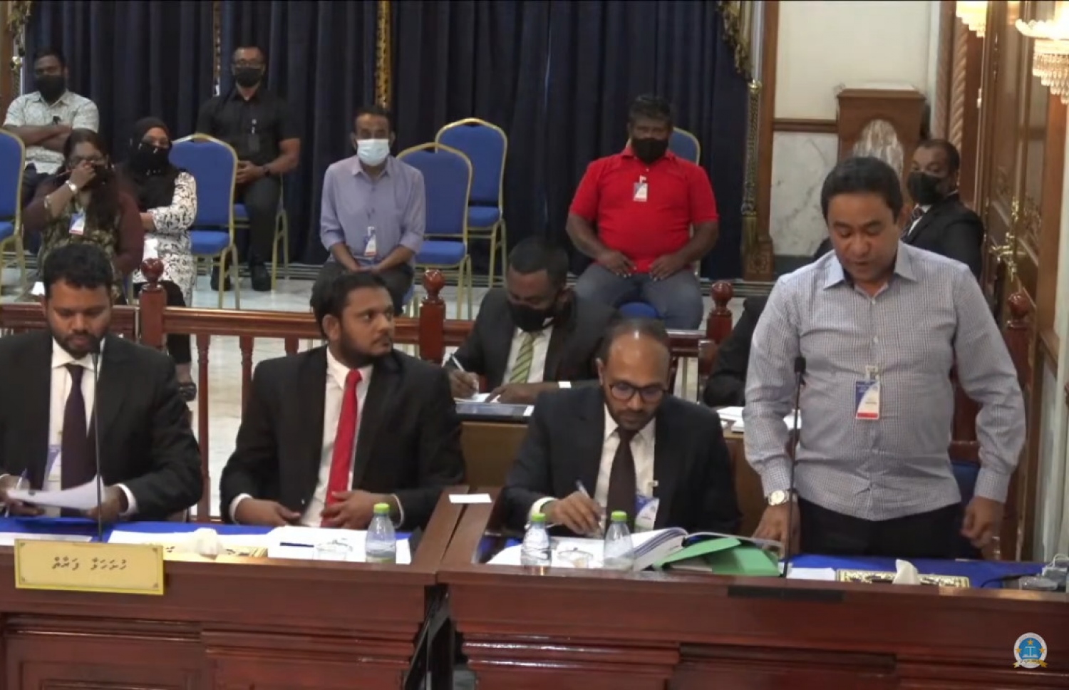 ކުރީގެ ރައީސް އަބްދުﷲ ޔާމީން މިއަދު ސުޕްރީމް ކޯޓުގެ ޝަރީއަތުގައި ވާހަކަ ދައްކަވަނީ.