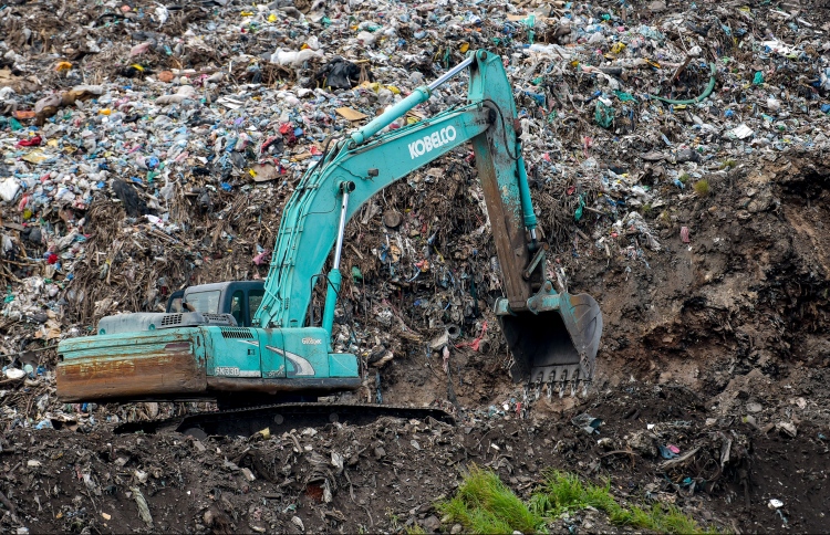 Bidheysee meeha ge maru: Lanka driver filaigendhaa ulhey kamah thuhumathu koffi