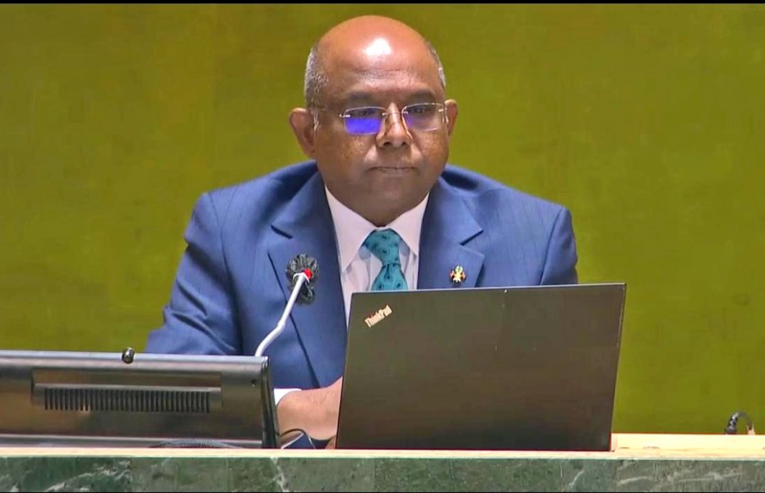 ނިއު ޔޯކް: ސެޕްޓެމްބަރު 21، 2021- އދ. ގެ 76 ވަނަ އާންމު ޖަލްސާގައި އދ. ގެ ރައީސް އަދި ރާއްޖޭގެ ފޮރިން މިނިސްޓަރު އަބްދުﷲ ޝާހިދު ރިޔާސަތު ބަލަހައްޓަވަނީ---ފޮޓޯ: ރައީސް އޮފީސް