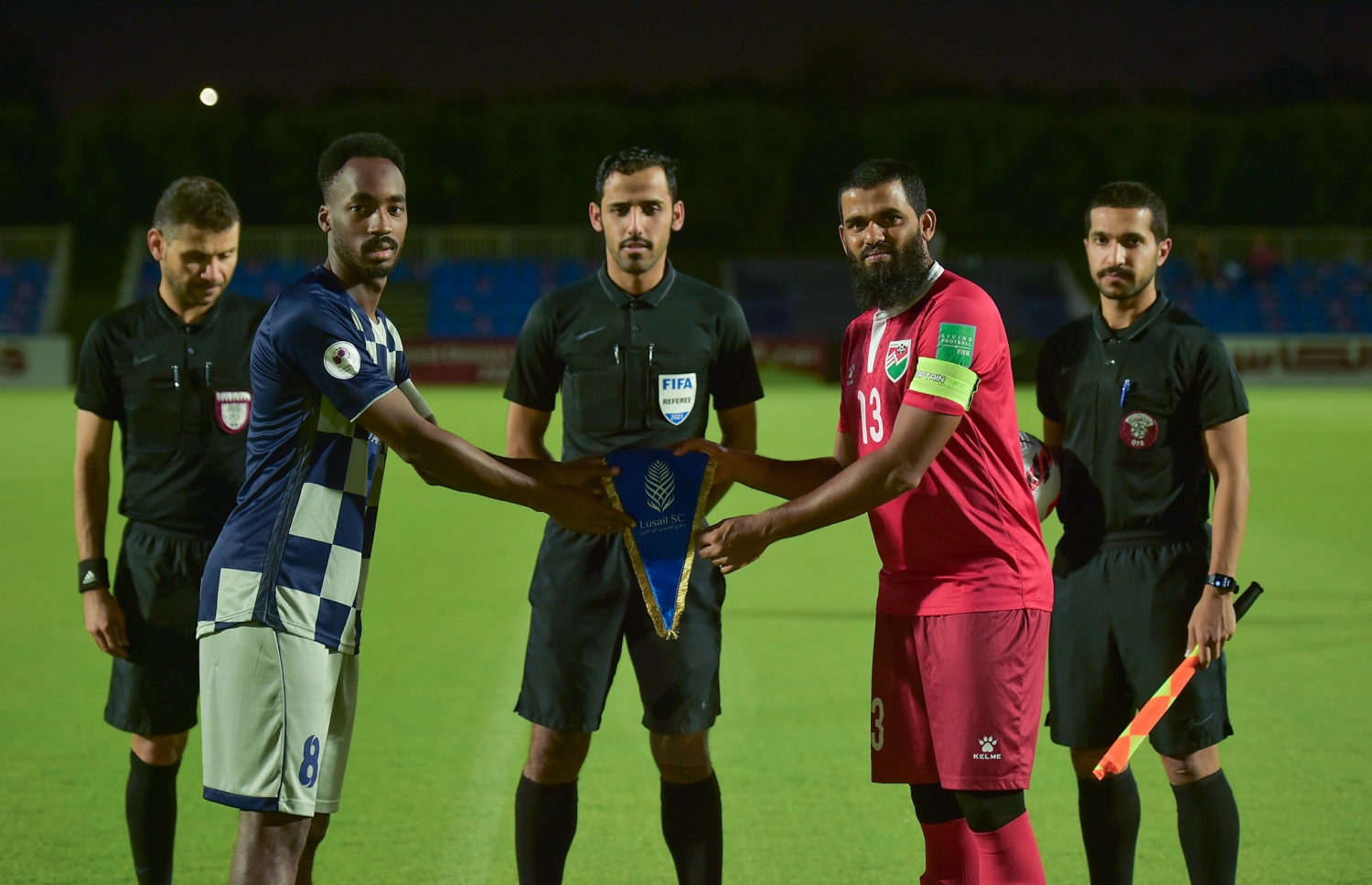 ލުސައިލް އާ ދެކޮޅަށް ގައުމީ ޓީމު ކުޅުނު މެޗުގެ ކުރިން --- ފޮޓޯ: އެފްއޭއެމް