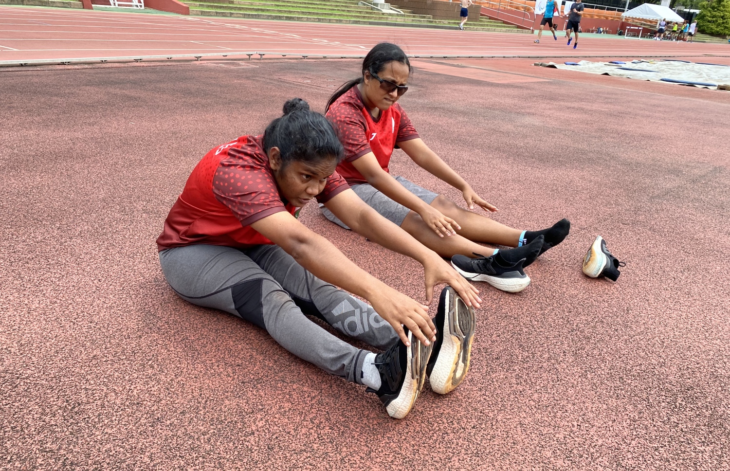 ފާތުން (ވ) ޕްރެކްޓިހުގައި