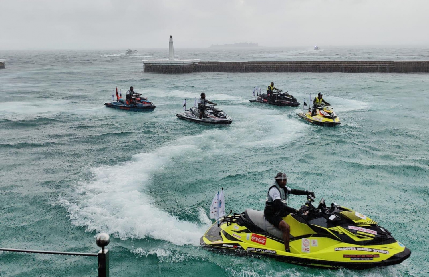 ޖެޓްސްކީ ޓުއާގެ ބައިވެރިން މިއަދު މާލެ އަށް ގާތްކުރަނީ: މި ޓީމުން މާލެ އިން ފުރާނީ މާދަން ހެނދުނު.