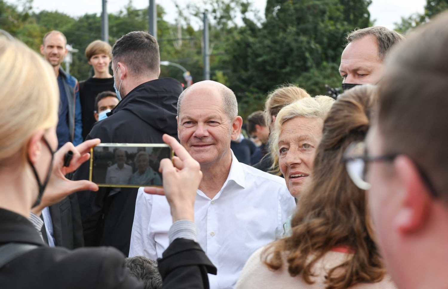 ސޯޝަލް ޑިމޮކްރެޓިކް ޕާޓީގެ އޮލަފް ޝޯލްޒް