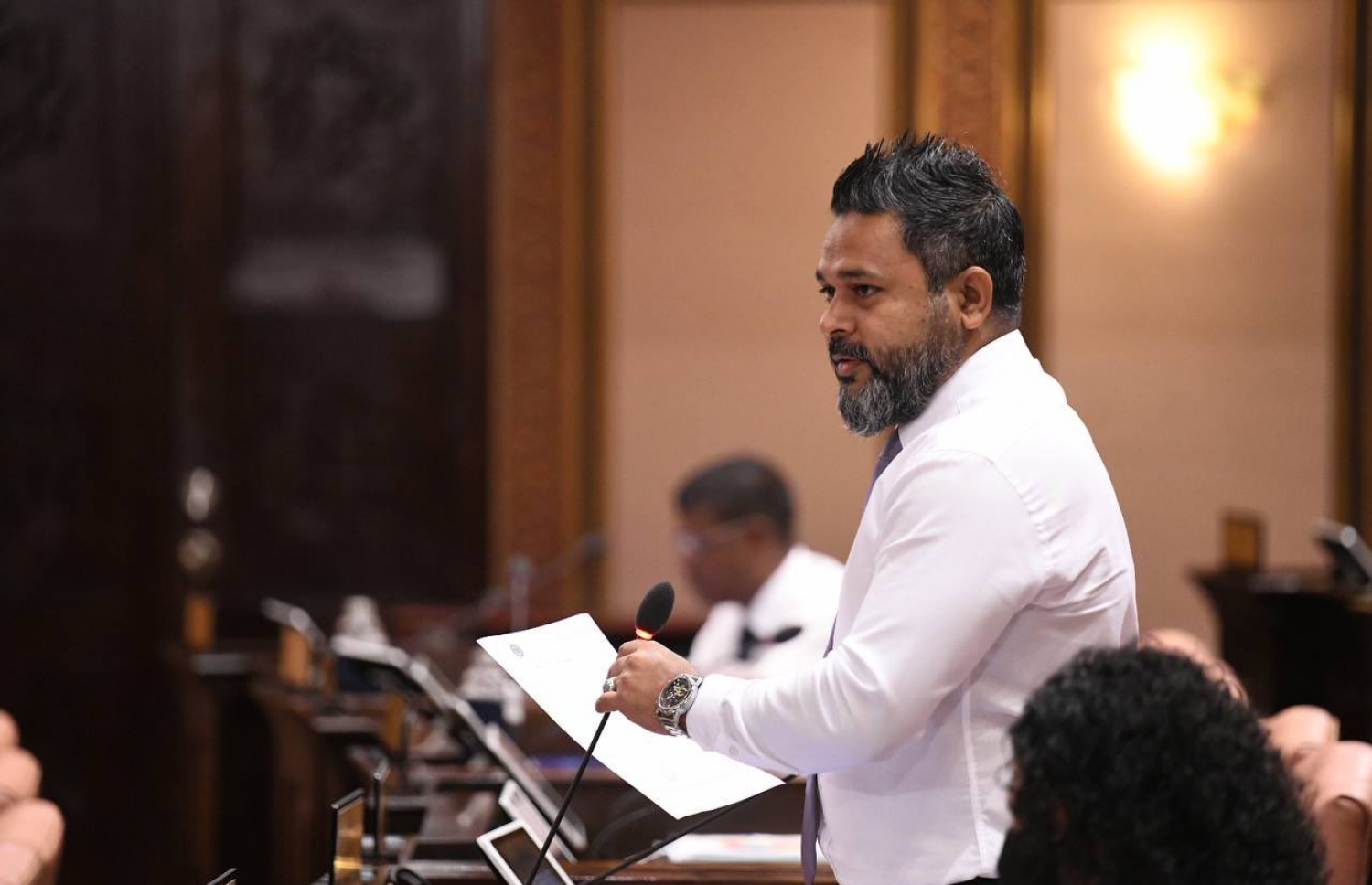 ރައްޔިތުންގެ މަޖިލީހުގެ މިއަދުގެ ޖަލްސާގައި ނައިފަރު ދާއިރާގެ މެމްބަރު ޝިޔާމް.---ފޮޓޯ: މަޖިލިސް