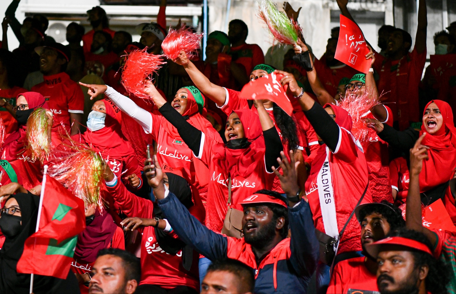 މާލެ- އޮކްޓޯބަރ 1، 2021: އުރީދޫ ސާފް ޗެމްޕިއަންޝިޕްގައި މިރޭ ރާއްޖެ އާއި ނޭޕާލް ކުޅުނު މެޗުގެ ތެރެއިން، މިމެޗު 1-0 ގެ ނަތީޖާއުކުން ކާމިޔާބުކުރީ ނޭޕާލް-. ފޮޓޯ: ފަޔާޒް މޫސާ / މިހާރު