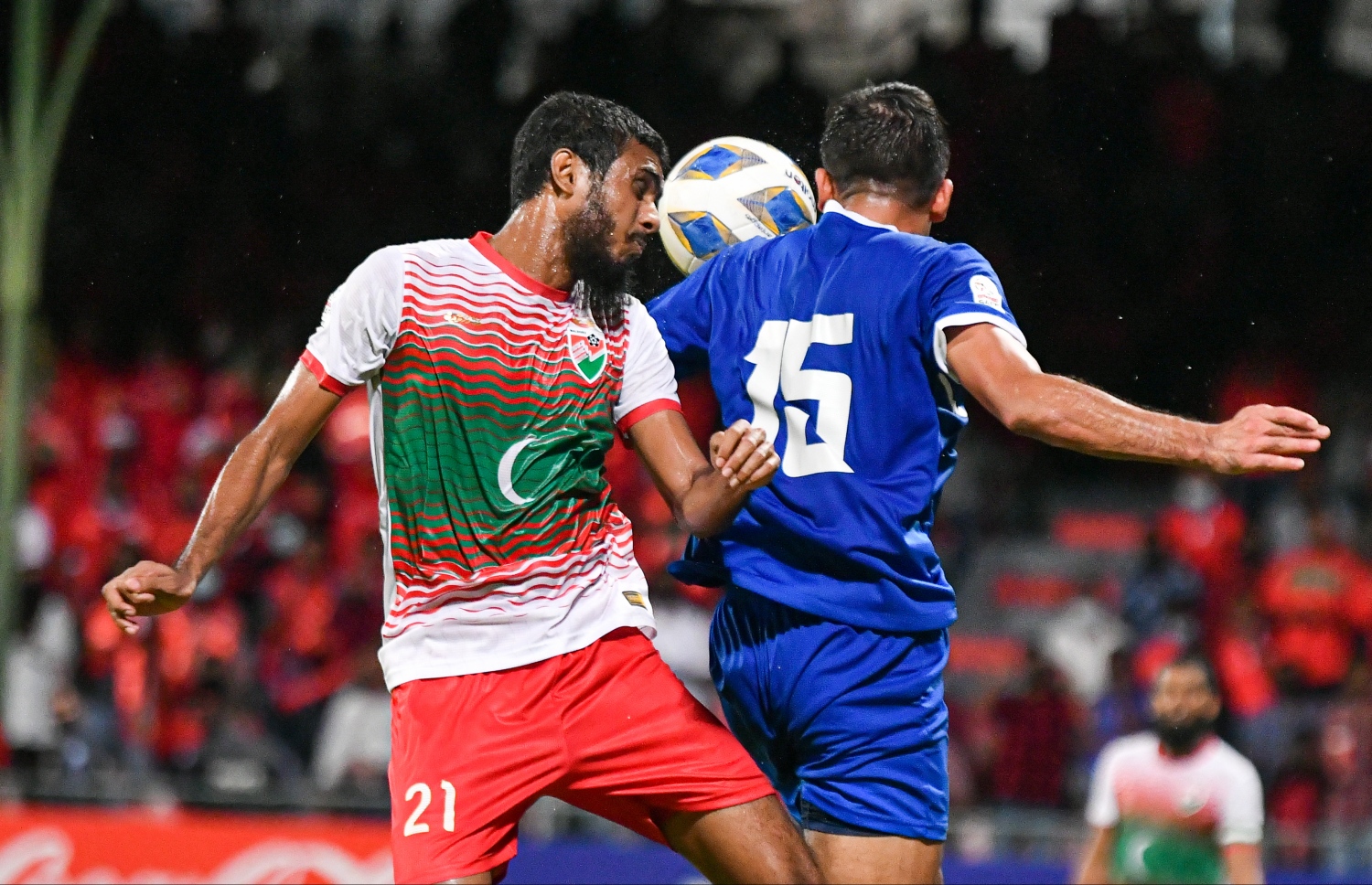 މާލެ- އޮކްޓޯބަރ 1، 2021: އުރީދޫ ސާފް ޗެމްޕިއަންޝިޕްގައި މިރޭ ރާއްޖެ އާއި ނޭޕާލް ކުޅުނު މެޗުގެ ތެރެއިން، މިމެޗު 1-0 ގެ ނަތީޖާއުކުން ކާމިޔާބުކުރީ ނޭޕާލް-. ފޮޓޯ: ފަޔާޒް މޫސާ / މިހާރު