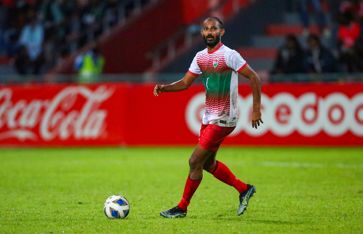 އަސްހަދު ގައުމީ ޓީމުގެ މެޗެއްގައި --- ފޮޓޯ: އެފްއޭއެމް