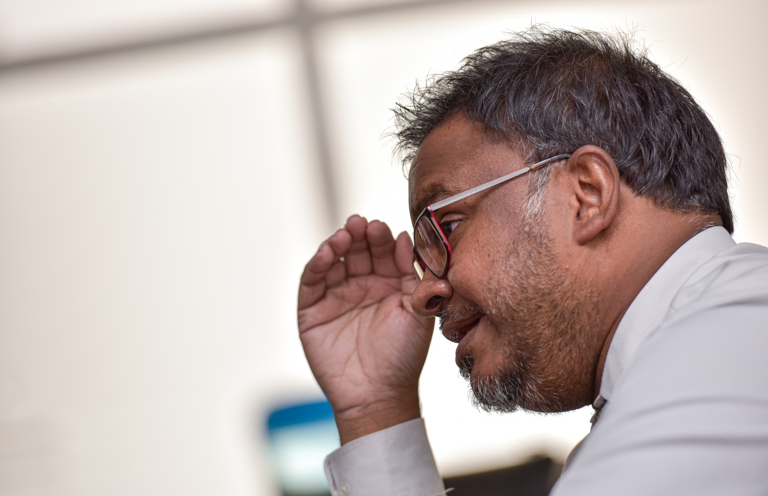 ތިމާވެއްޓާ ބެހޭ މިނިސްޓްރީގެ ޕީއެސް އަޖުވަދު މިދިޔަ އަންގާރަ ދުވަހު "މިހާރު" އާ ވާހަކަ ދައްކަވަނީ.---ފޮޓޯ: ފަޔާޒް މޫސާ