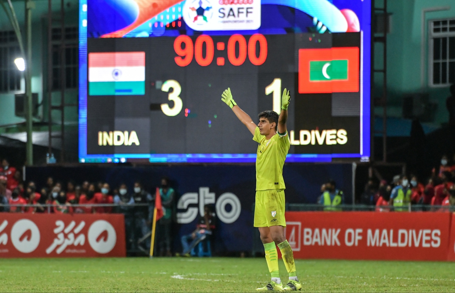 ރާއްޖެ އާއި އިންޑިއާ ސާފް ޗެމްޕިއަންޝިޕްގައި ކުޅުނު މެޗުގެ ތެރެއިން: އިންޑިއާ އިން ޓެކްޓިކަލް ގޭމެއް ކުޅުނު އިރު އެ ގޭމަށް ޓެކްލް ކުރާނެ ޓެކްޓިކެއް ރާއްޖެއަކަށް ނުހޯދުނު --- ފައިލް ފޮޓޯ: ނިޝާން އަލީ | މިހާރު