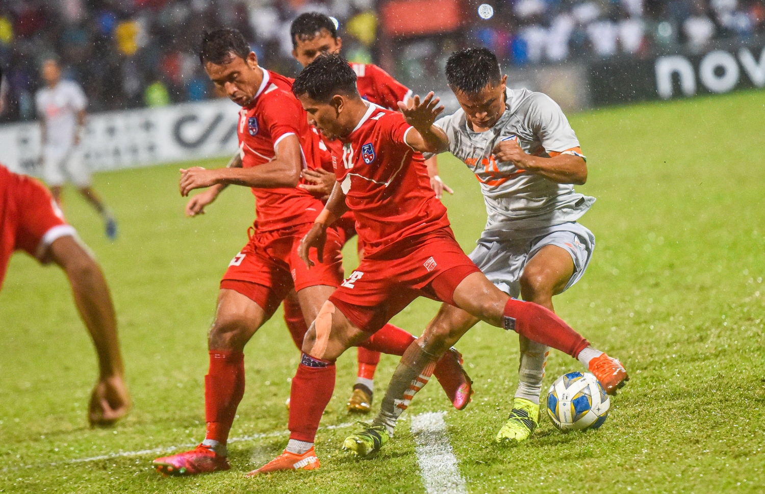 މާލެ - އޮކްޓޯބަރު 16، 2021: އިންޑިއާއި ނެޕާލް ކުޅުނު އުރީދު ސާފް ޗެމްޕިއަންޝިޕް 2021 ފައިނަލް މެޗުގެ ތެރެއިން: ފަހު ހާފުގައި ޖެހި 3 ގޯލުން މެޗު ކާމިޔާބުކޮށް މުބާރާތް ކާމިޔާބުކުރީ އިންޑިއާއިން-- ފޮޓޯ: ފަޔާޒު މޫސާ /. މިހާރު