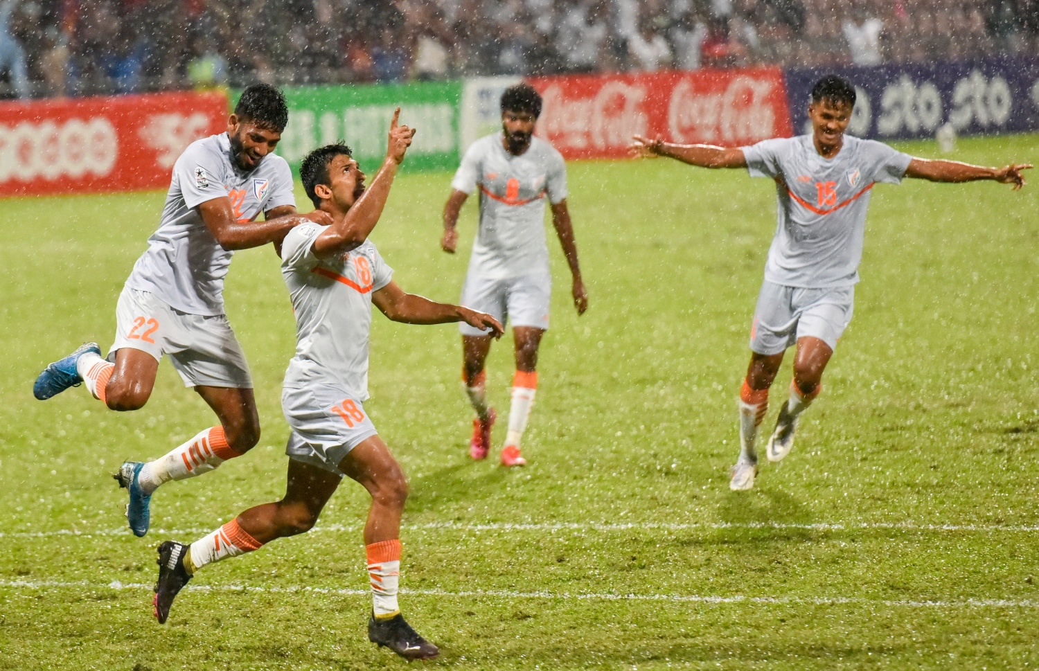 މާލެ - އޮކްޓޯބަރު 16، 2021: އިންޑިއާއި ނެޕާލް ކުޅުނު އުރީދު ސާފް ޗެމްޕިއަންޝިޕް 2021 ފައިނަލް މެޗުގެ ތެރެއިން: ފަހު ހާފުގައި ޖެހި 3 ގޯލުން މެޗު ކާމިޔާބުކޮށް މުބާރާތް ކާމިޔާބުކުރީ އިންޑިއާއިން-- ފޮޓޯ: ފަޔާޒު މޫސާ /. މިހާރު