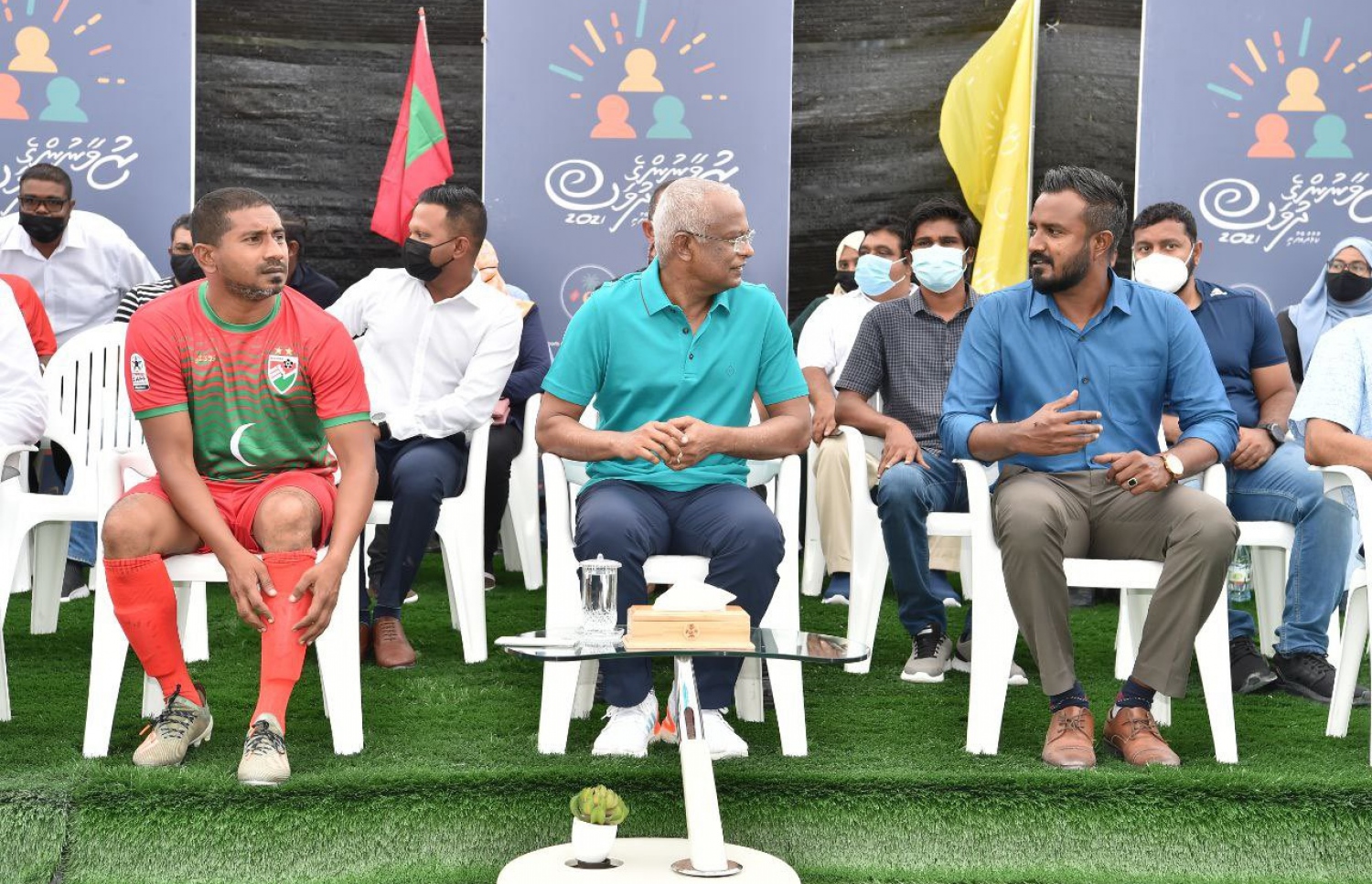 ކުޅުދުއްފުށީގެ ޓާފް ދަނޑު ހުޅުވައި ދެއްވުމަށް ރައީސް އިބްރާހިމް މުހައްމަދު ސޯލިހް ކުރެއްވި ދަތުރފުޅުގެ ތެރެއިން --- ފޮޓޯ: ރައީސް އޮފީސް