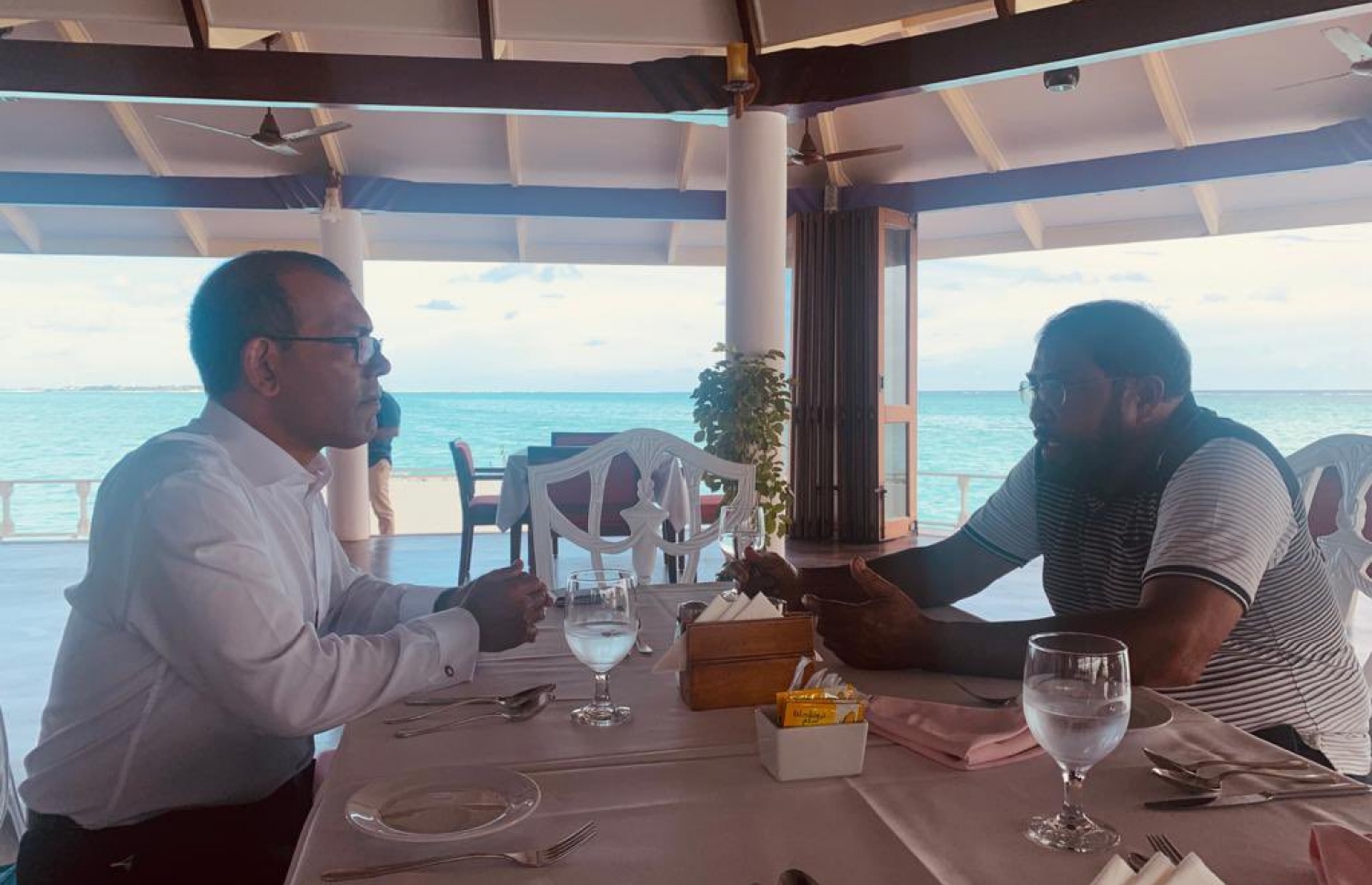 ނަޝީދާއި ގާސިމް، ސަން އައިލެންޑް ރިސޯޓުގައި މިއަދު މަޝްވަރާ ކުރައްވަނީ.