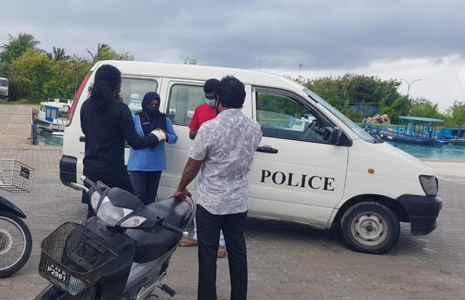 ދ. ކުޑަހުވަދޫން ބޭރު ކުރަން އުޅުނު ރުއްތައް ހުއްޓުވުން.-- ފޮޓޯ: ކުޑަހުވަދޫ ޔުނައިޓެޑް ފޭސްބުކް