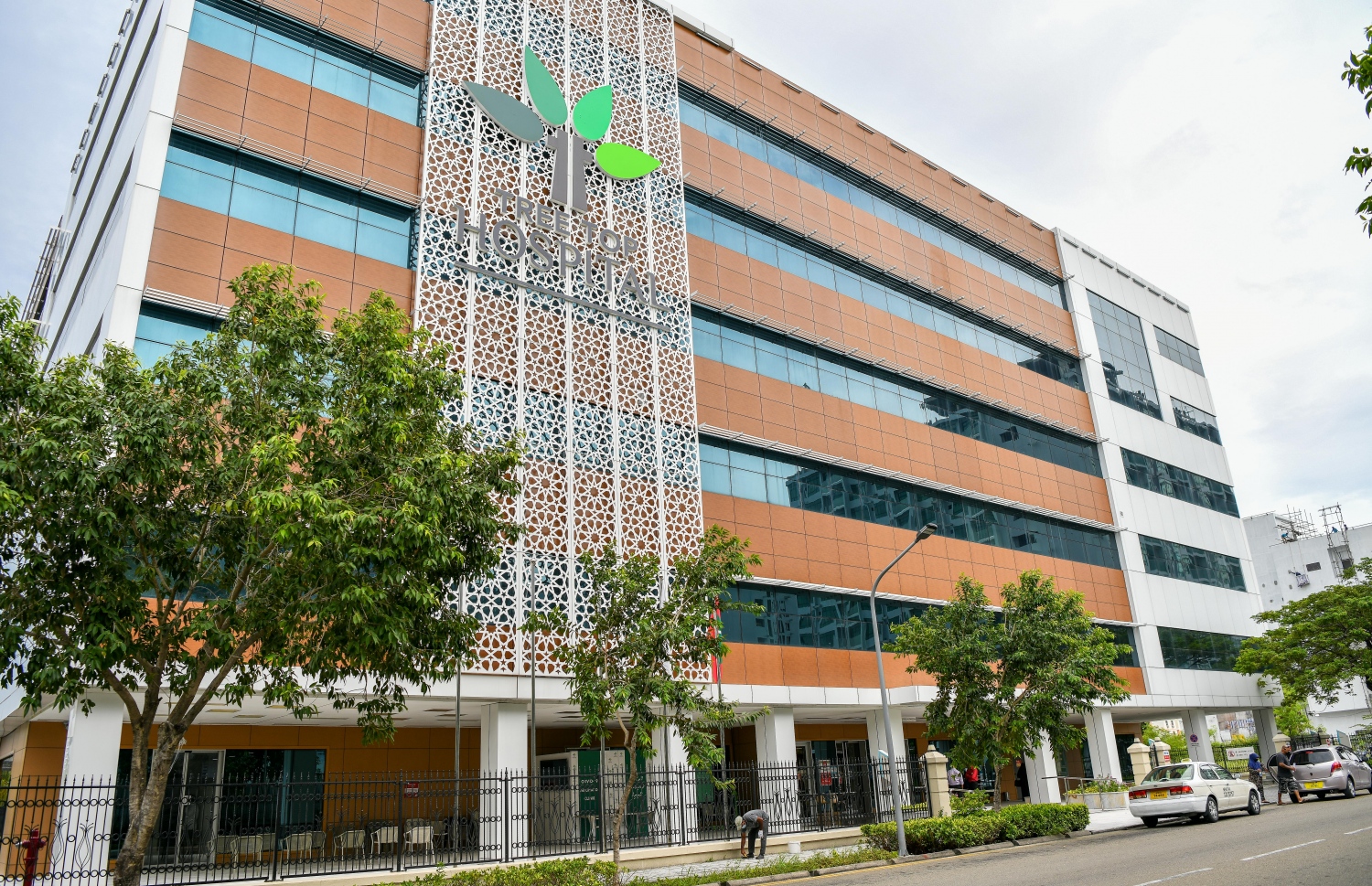 ޓްރީ ޓޮޕް ހޮސްޕިޓަލަށް ފައިދާވާން ފެށީ މީގެ 2-3 މަސް ކުރިން.---ފޮޓޯ: ފަޔާޒު މޫސާ/ މިހާރު