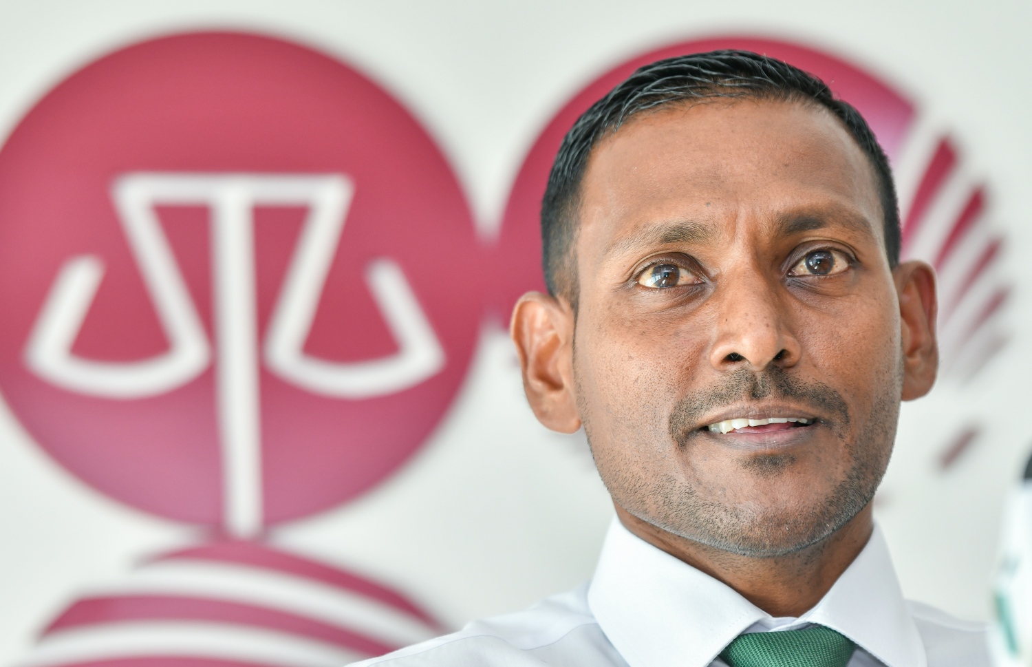 ޕީޖީ ހުސައިން ޝަމީމް -- ފޮޓޯ/މިހާރު