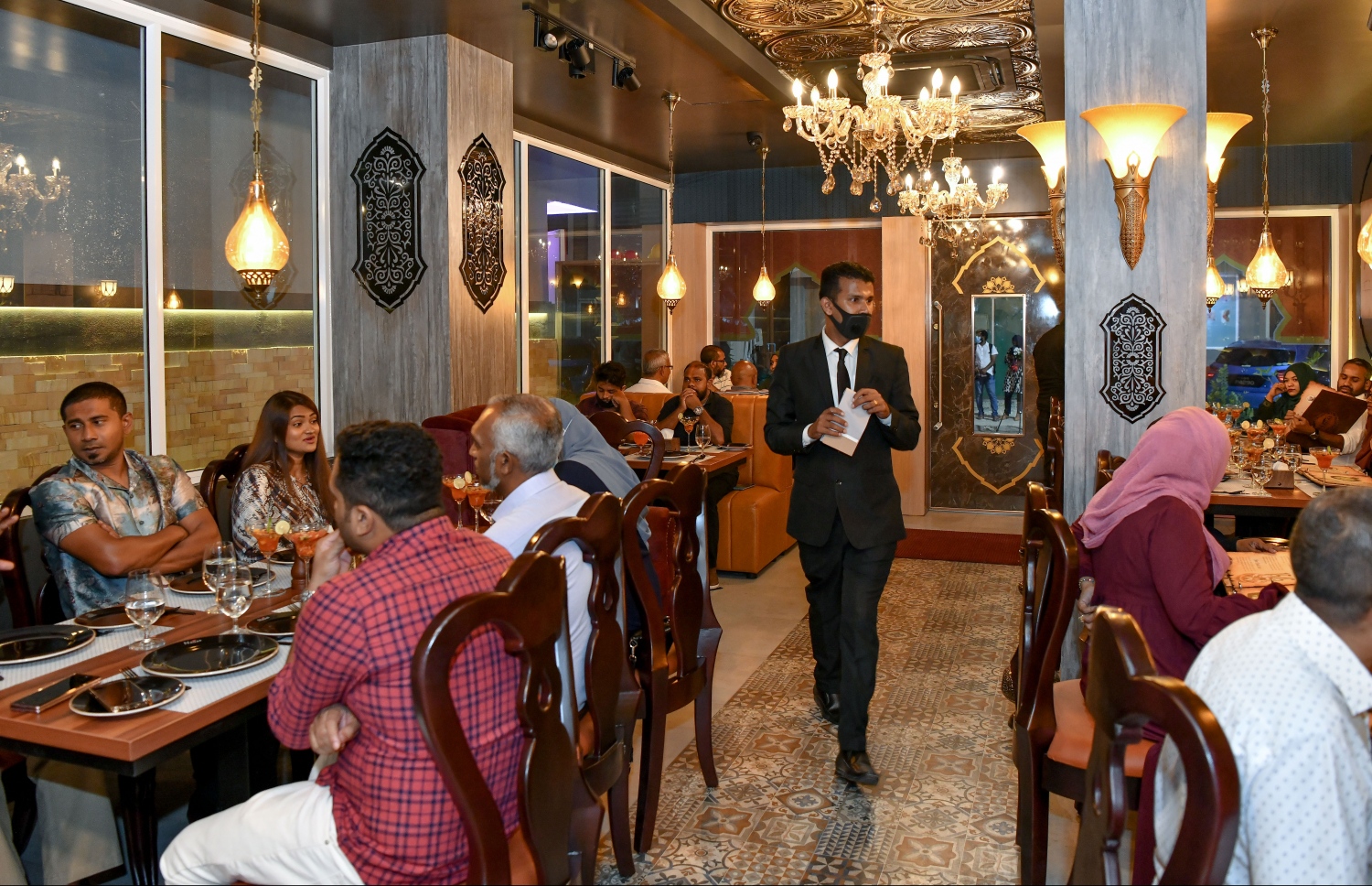 އިންޑިއާގެ "ނަގާސް" ރެސްޓޯރެންޓް ރާއްޖޭގައި ހުޅުވުން