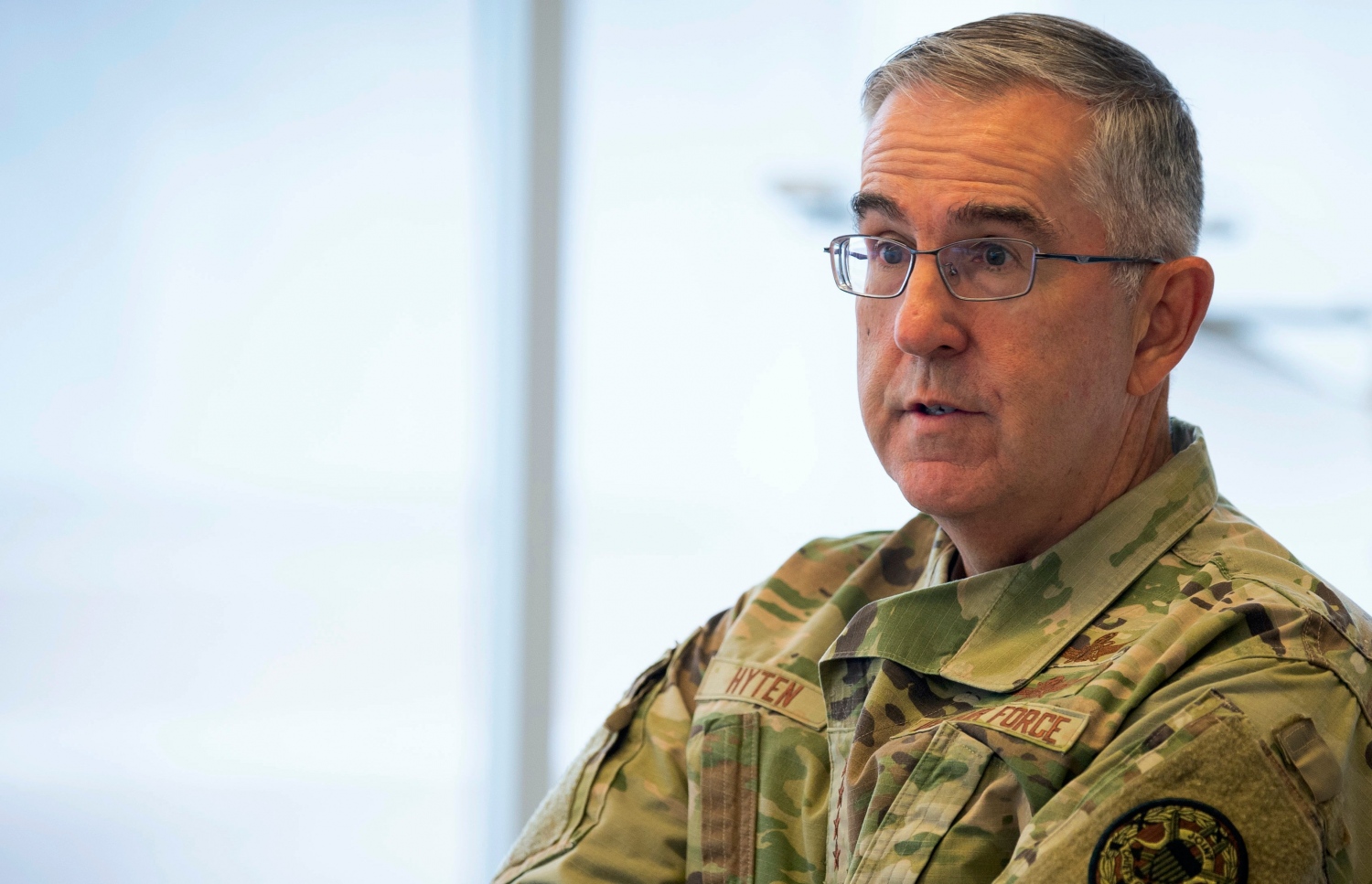 އެމެރިކާގެ ވައިސް ޗެއާމަން އޮފް ދަ ޖޮއިންޓް ޗީފްސް އޮފް ސްޓާފް ޖެނެރަލް ޖޯން ހީޓެން