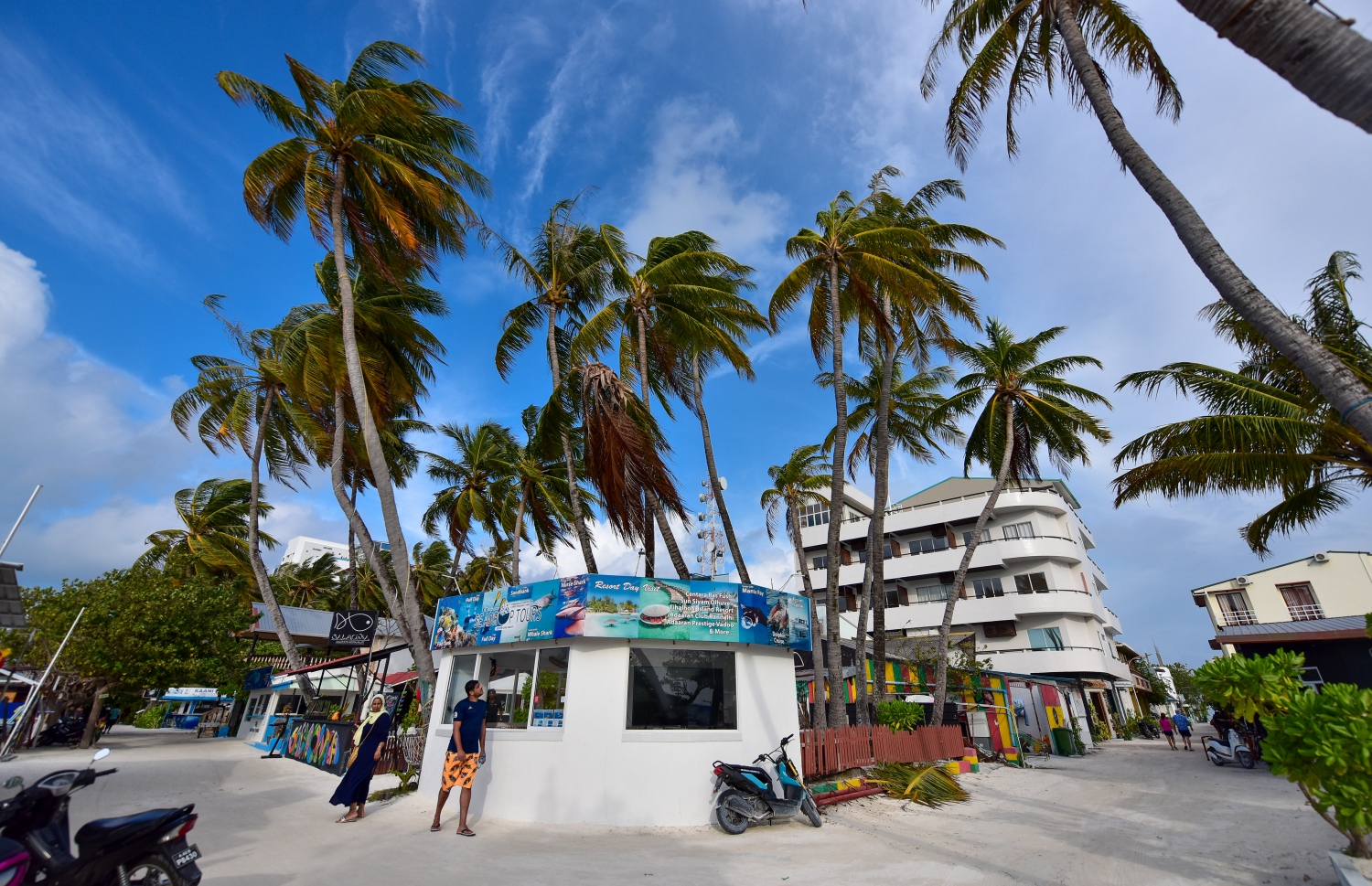 ކ. މާފުށީ: ފުޅާ ދާއިރާއެއްގައި ލޯކަލް ޓޫރިޒަމްގެ ވިޔަފާރީ ކުރަމުން އަންނަ އެ ރަށުގައި ކުނި މެނޭޖް ކުރާނެ ރަނގަޅު ފެސިލިޓީއެއް ނެތް.-- ފައިލް ފޮޓޯ: ފަޔާޒު މޫސާ/ މިހާރު