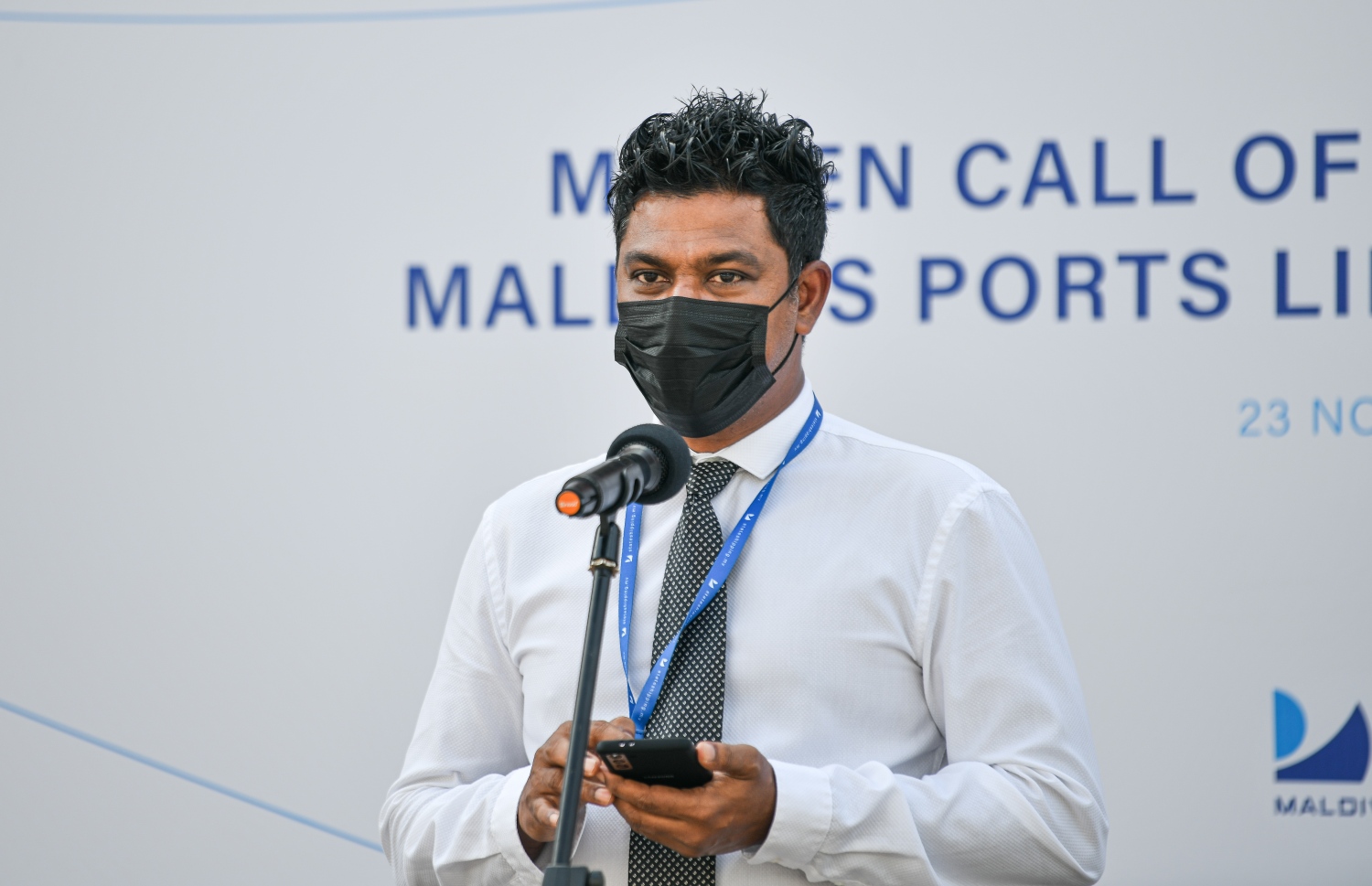 ނޮވެމަބަރު 23، 2021-- ރާއްޖޭގެ ޝިޕިން ކުންފުނިން ގަތް ފުރަތަމަ ބޯޓު "ގަލޭނާ" ރާއްޖެއަށް ބަނދަރު ކުރުމުގެ މުނާސަބަތުގައި އެމްޕީއެލް ސަރަހައްދުގައި ބޭއްވި ރަސްމިއްޔާތުގެ ތެރެއިން -- ފޮޓޯ: ފަޔާޒު މޫސާ/މިހާރު