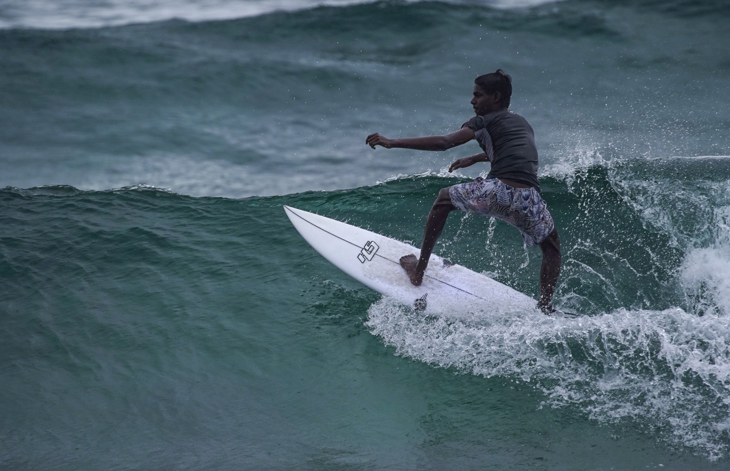 ޖޫނިއާ ހީޓެއްގައި މިއަދު އެތުލީޓަކު ރާޅާއަޅަނީ.-- ފޮޓޯ: އެމްއެސްއޭ